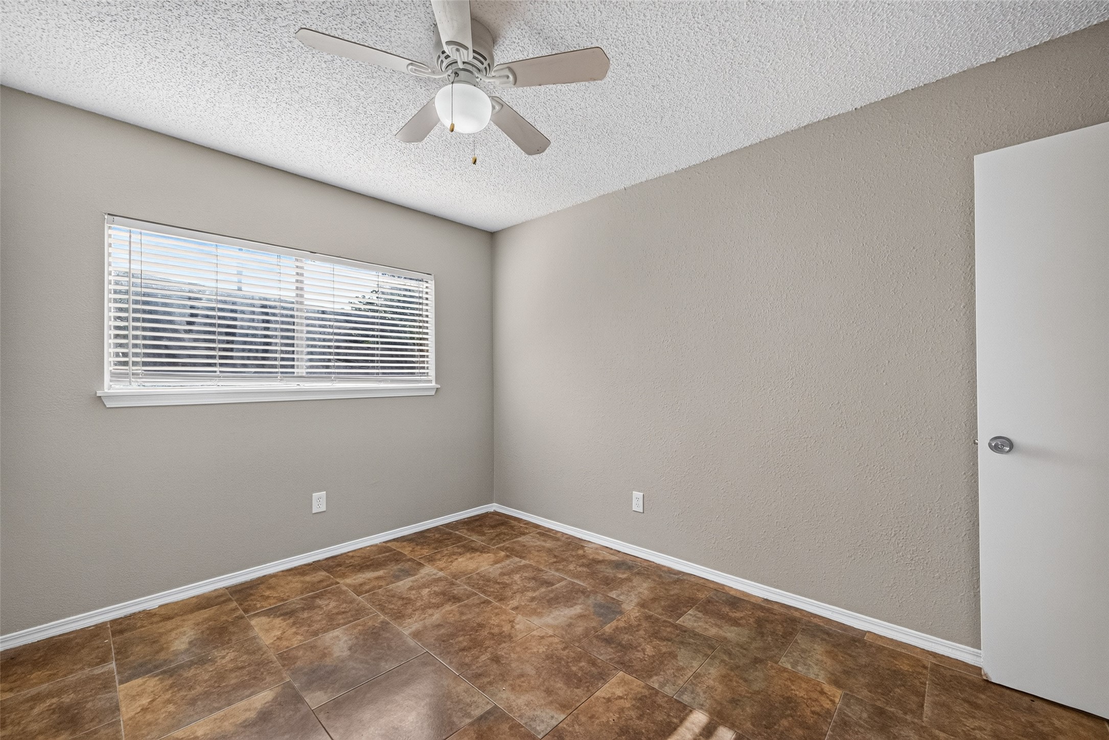 634 Walston Lane Property Photo 22