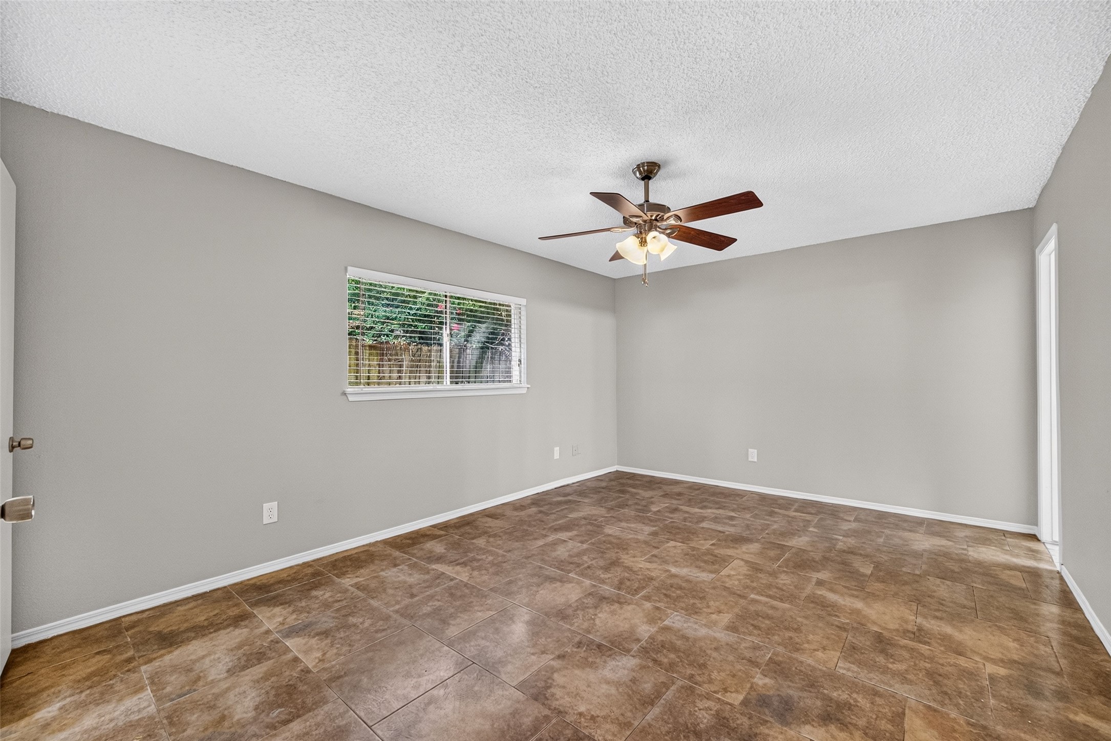 634 Walston Lane Property Photo 29
