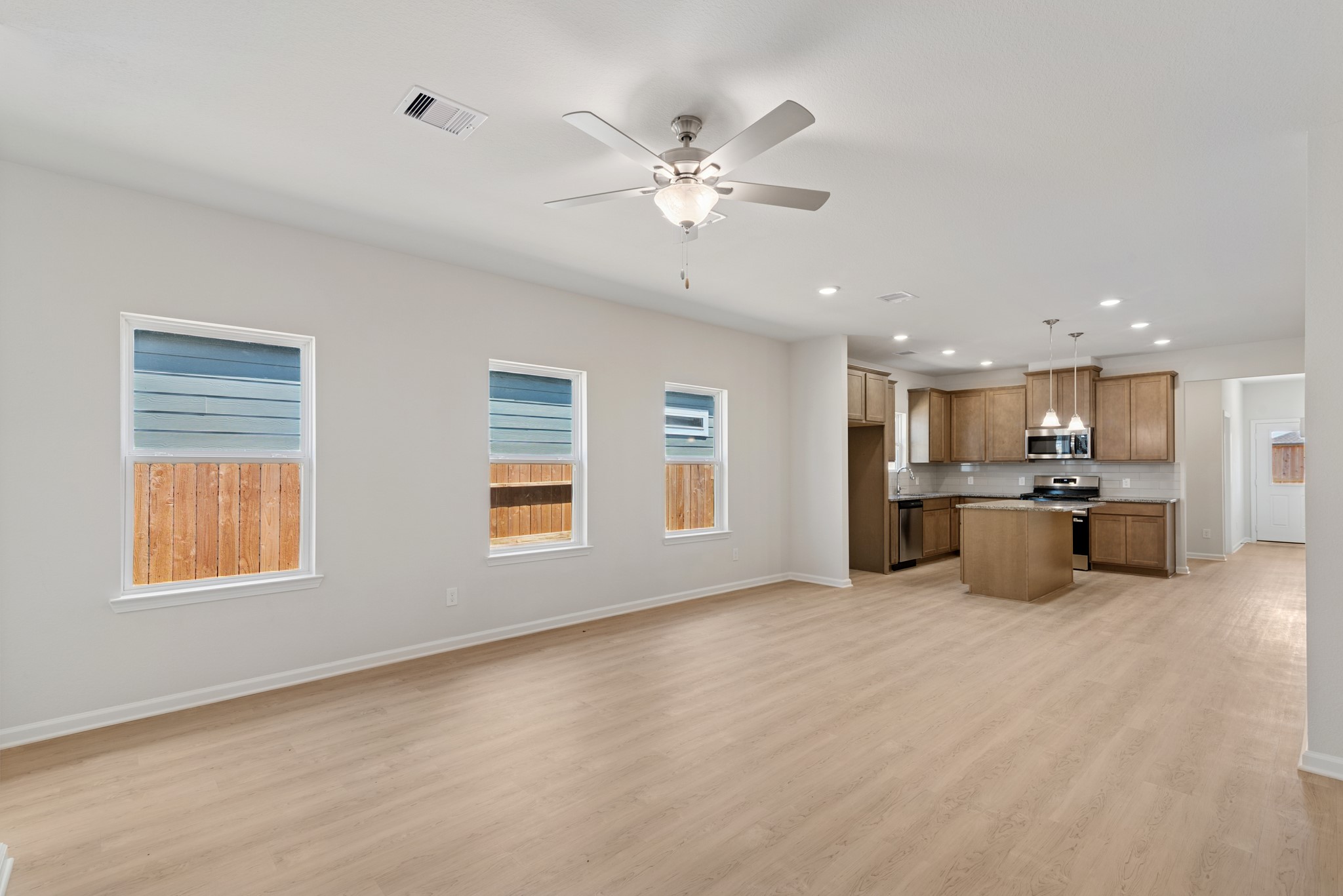 21626 Jasmine Star Drive Property Photo 8