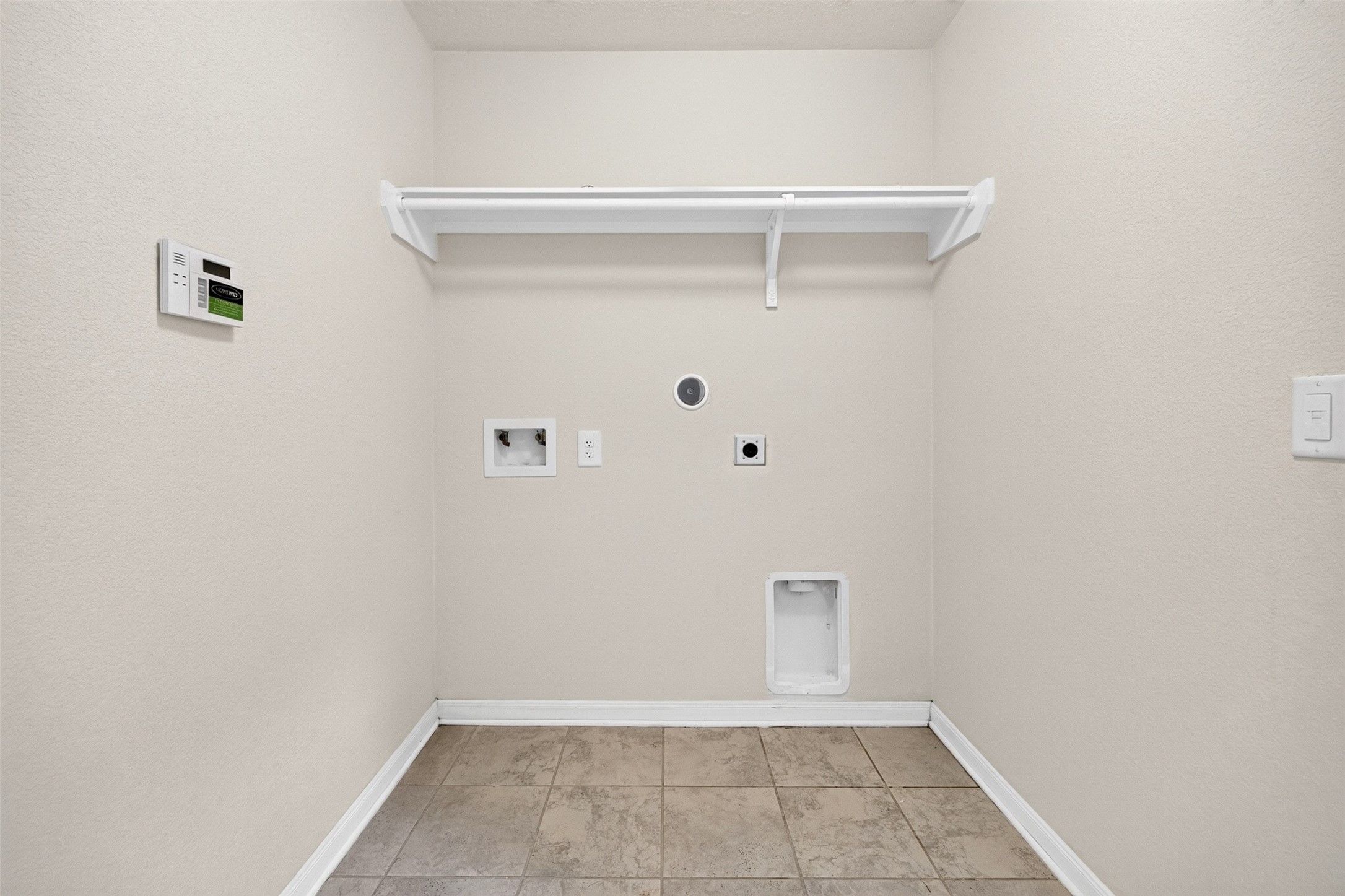 5202 Pine Forest Ridge Street Property Photo 34