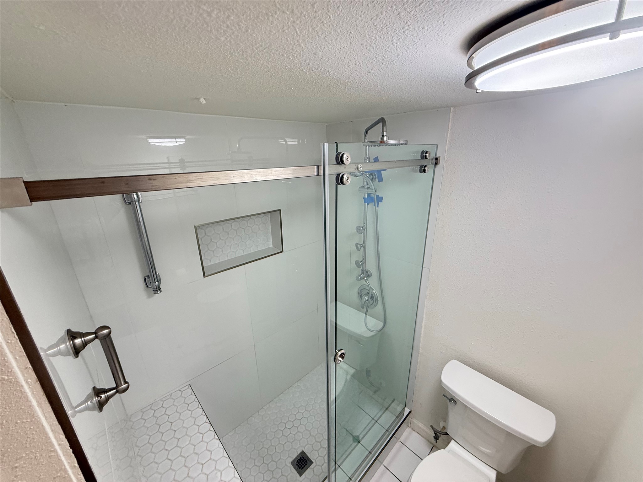 357 N Post Oak Lane 207 Property Photo 24