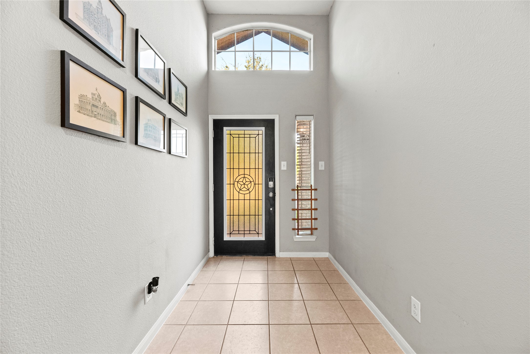 9810 Garnet Falls Drive Property Photo 7