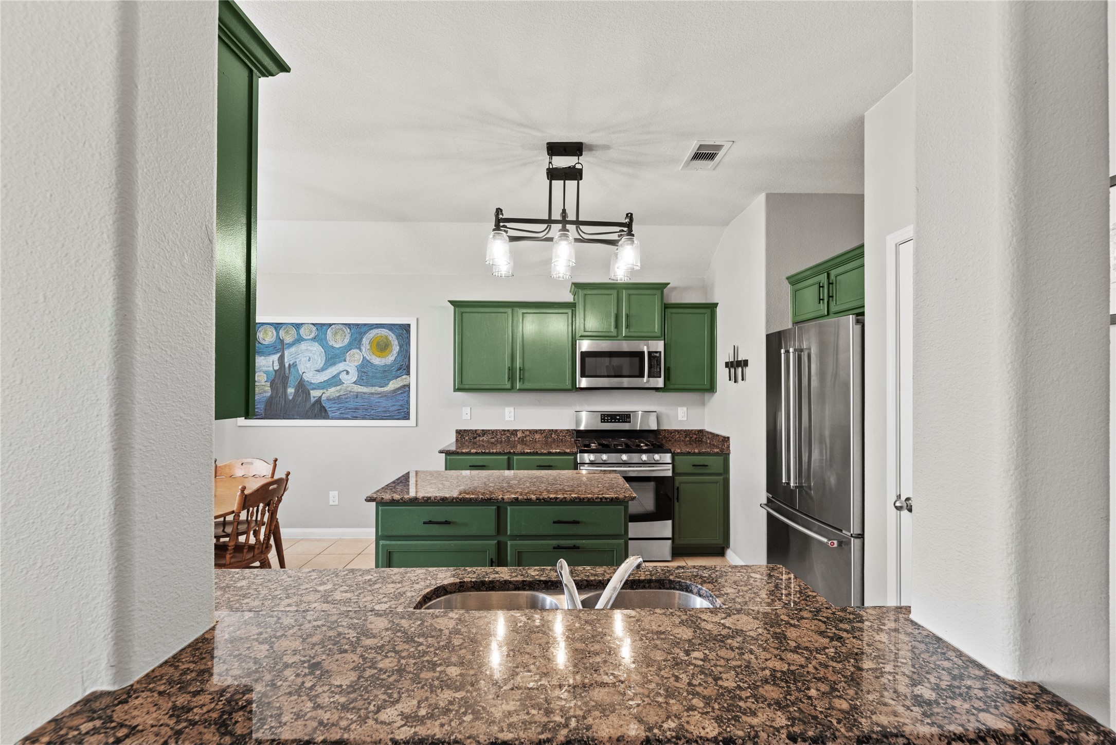 9810 Garnet Falls Drive Property Photo 11