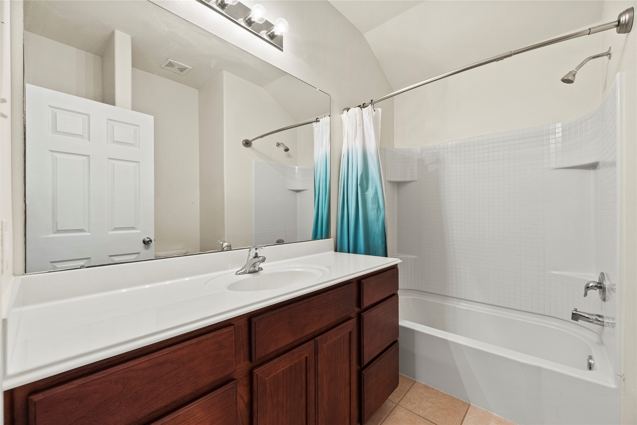 9810 Garnet Falls Drive Property Photo 27