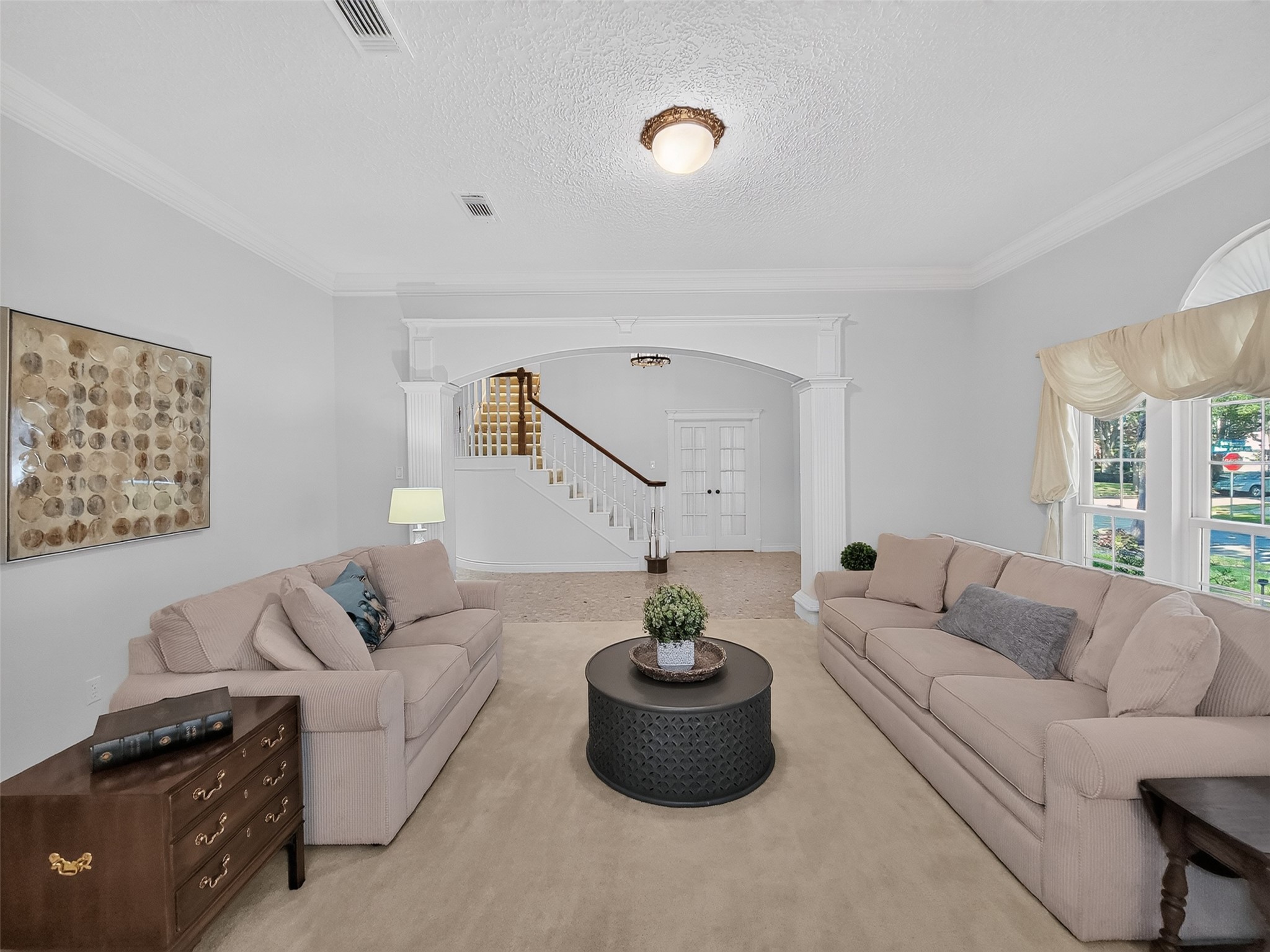 2702 Briar Knoll Court Property Photo 6
