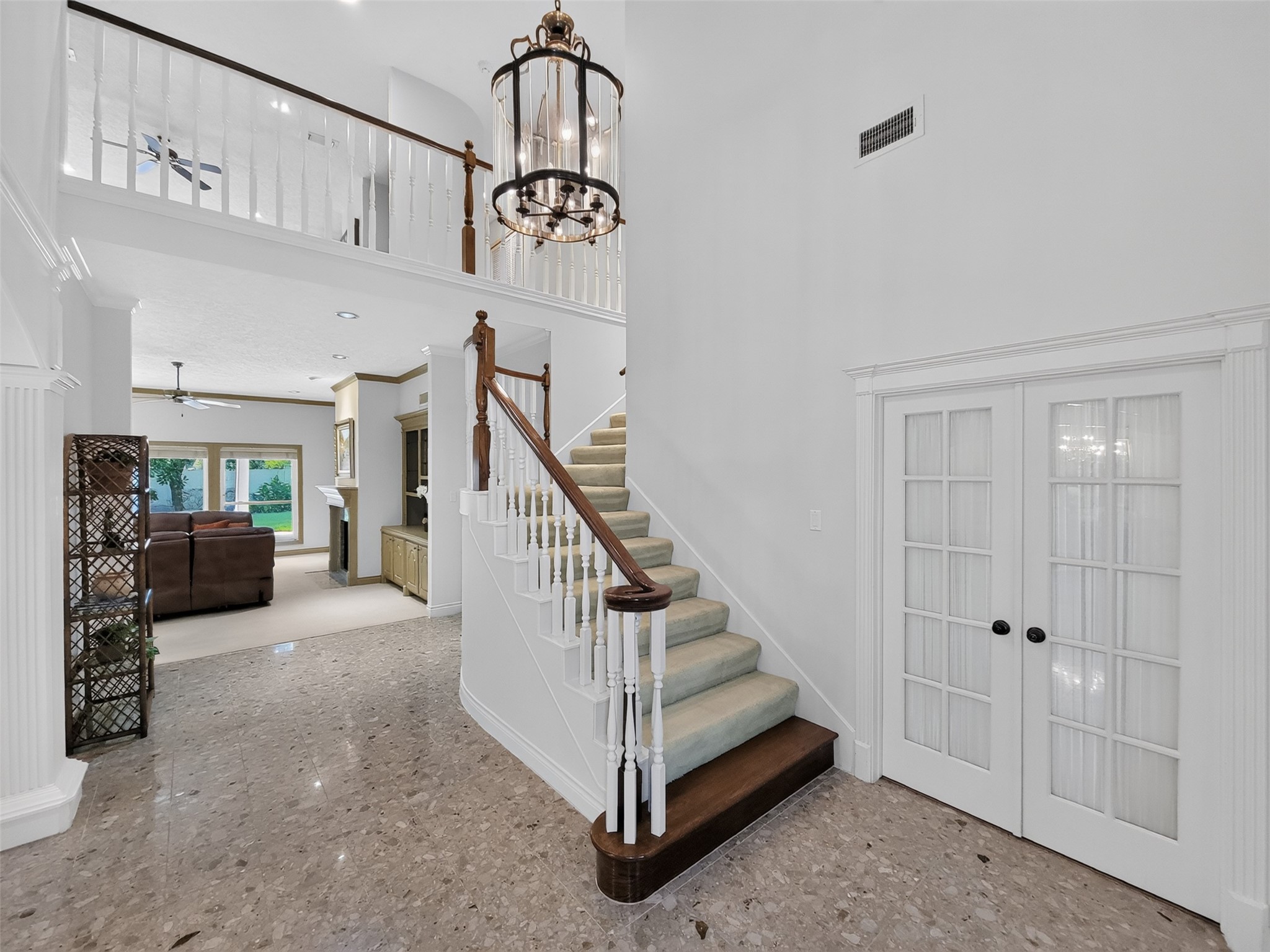 2702 Briar Knoll Court Property Photo 10
