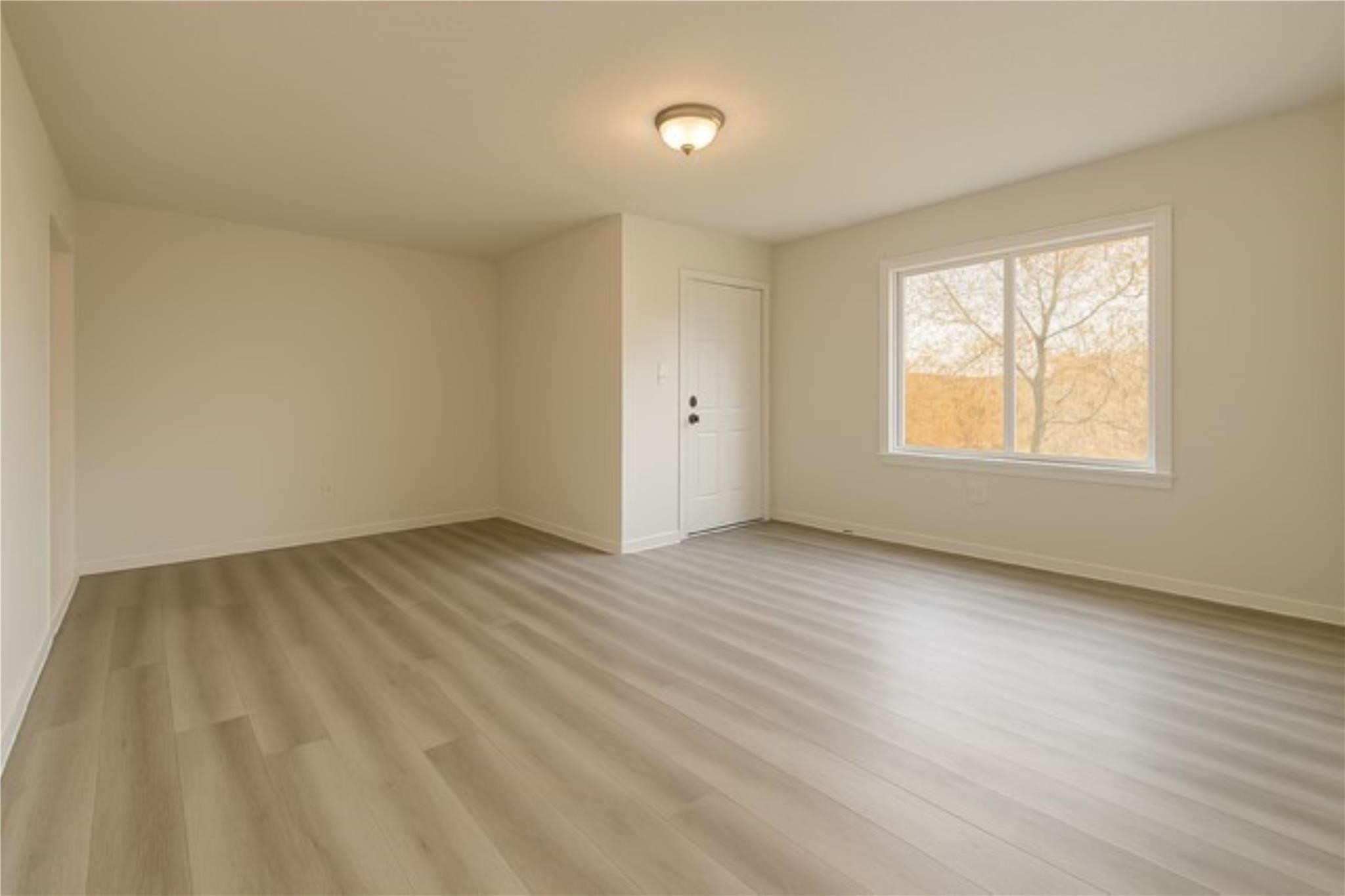 1411 Kingston Drive C Property Photo 3