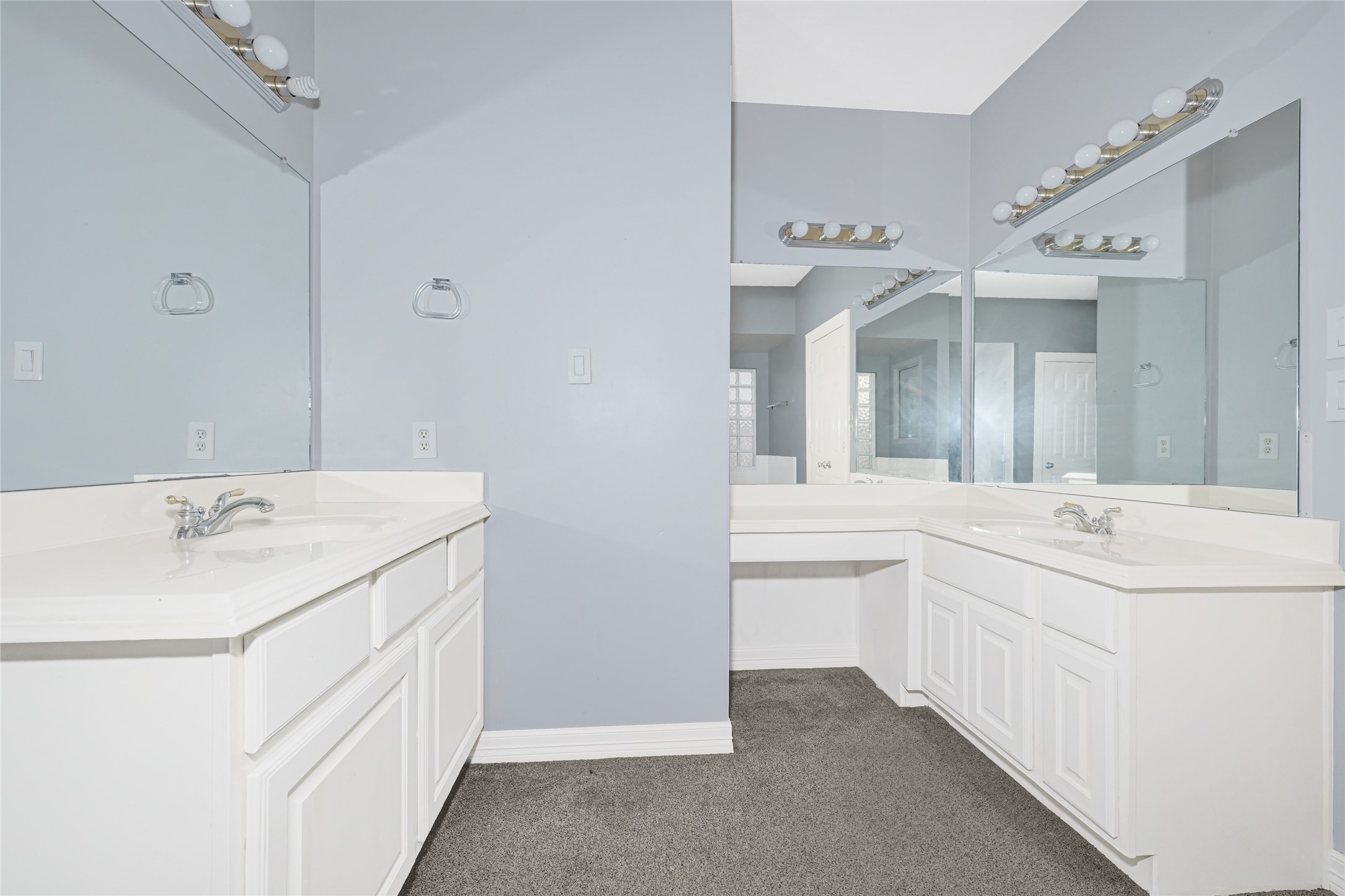 202 Cascade Pines Drive Property Photo 19