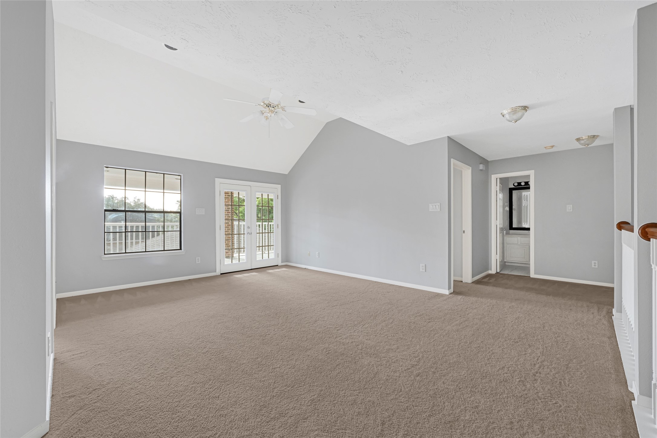 202 Cascade Pines Drive Property Photo 22