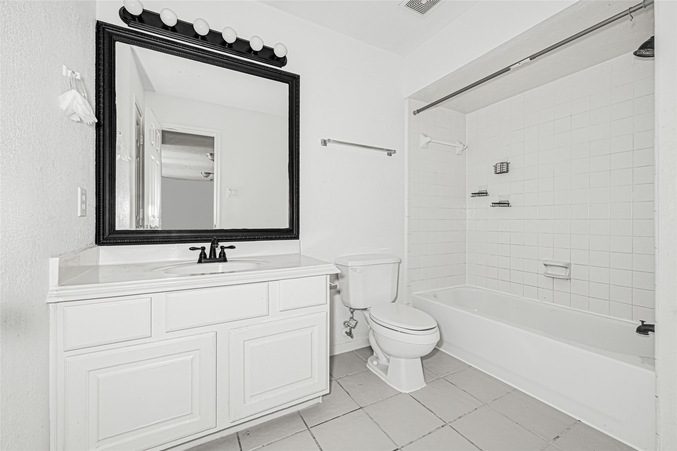 202 Cascade Pines Drive Property Photo 30