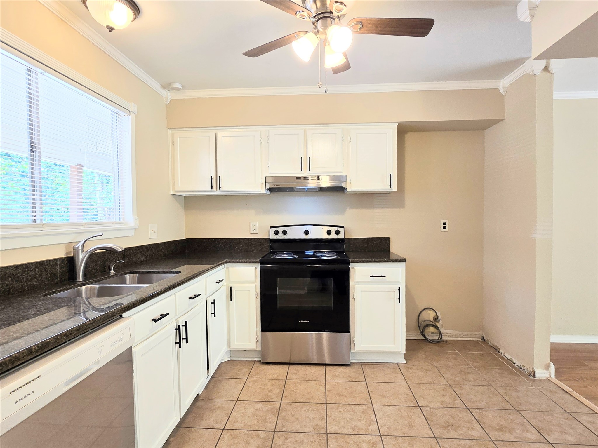 2602 N Red Cedar Circle Property Photo 10