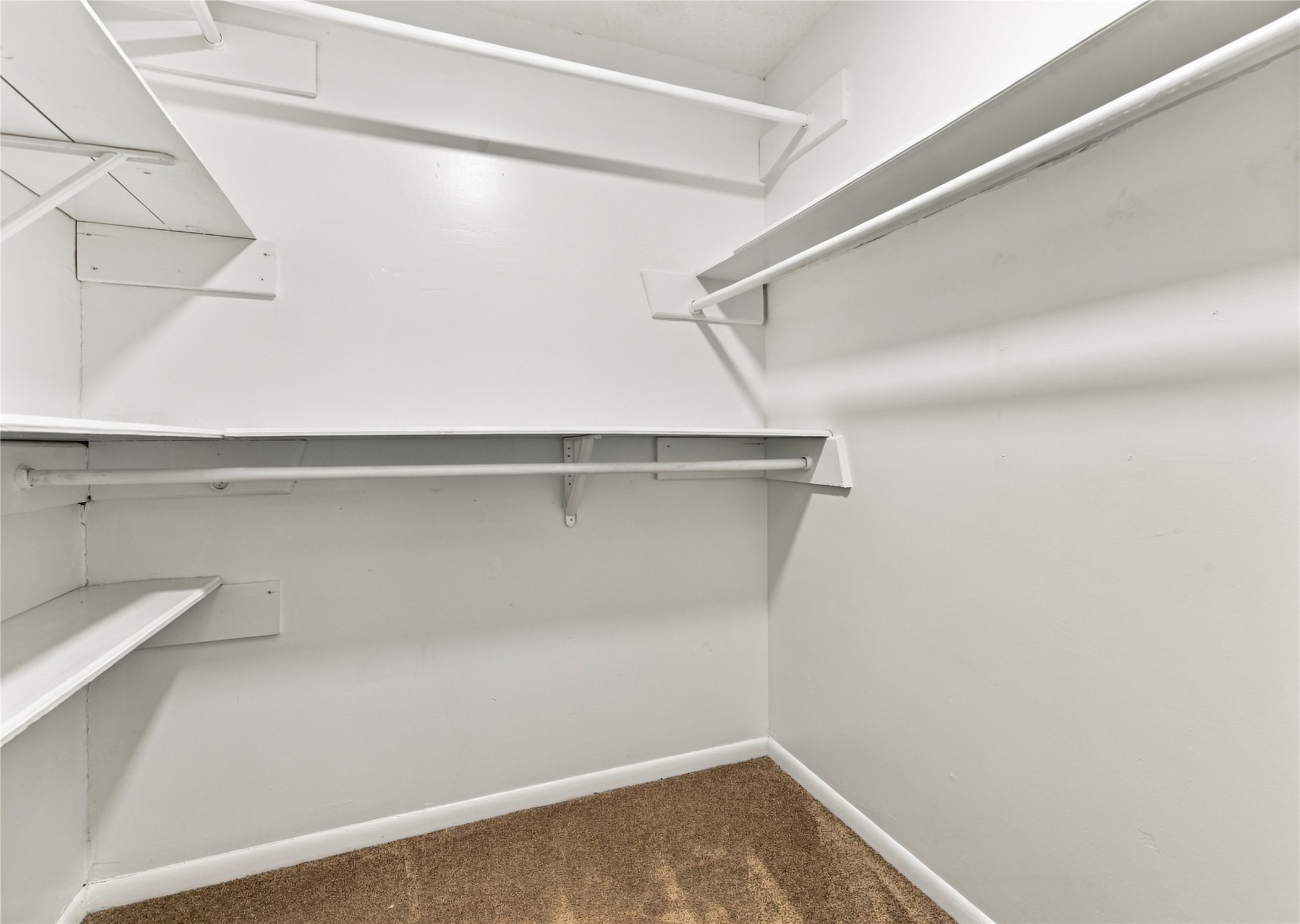 2711 Williamsburg Drive Property Photo 26