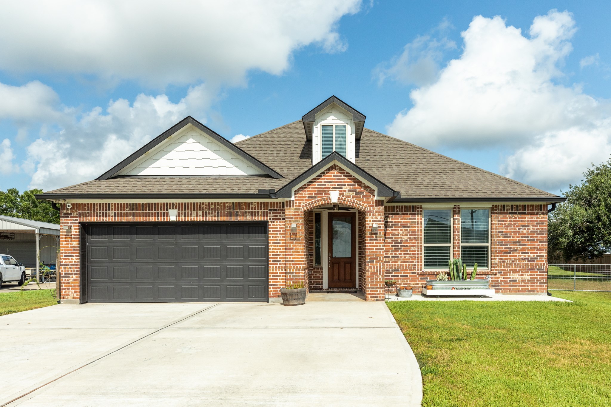 1428 Palomino Trail Property Photo 3