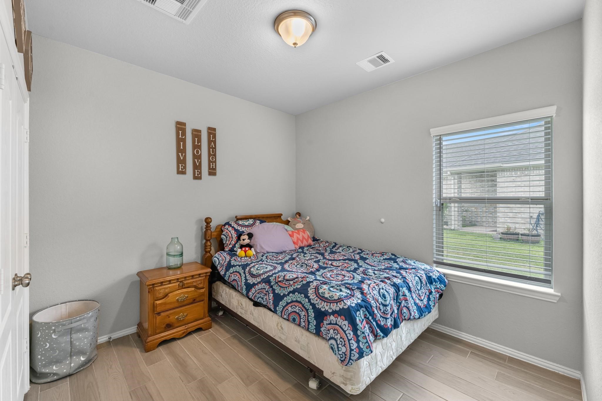 31819 Wellington Pass Property Photo 18