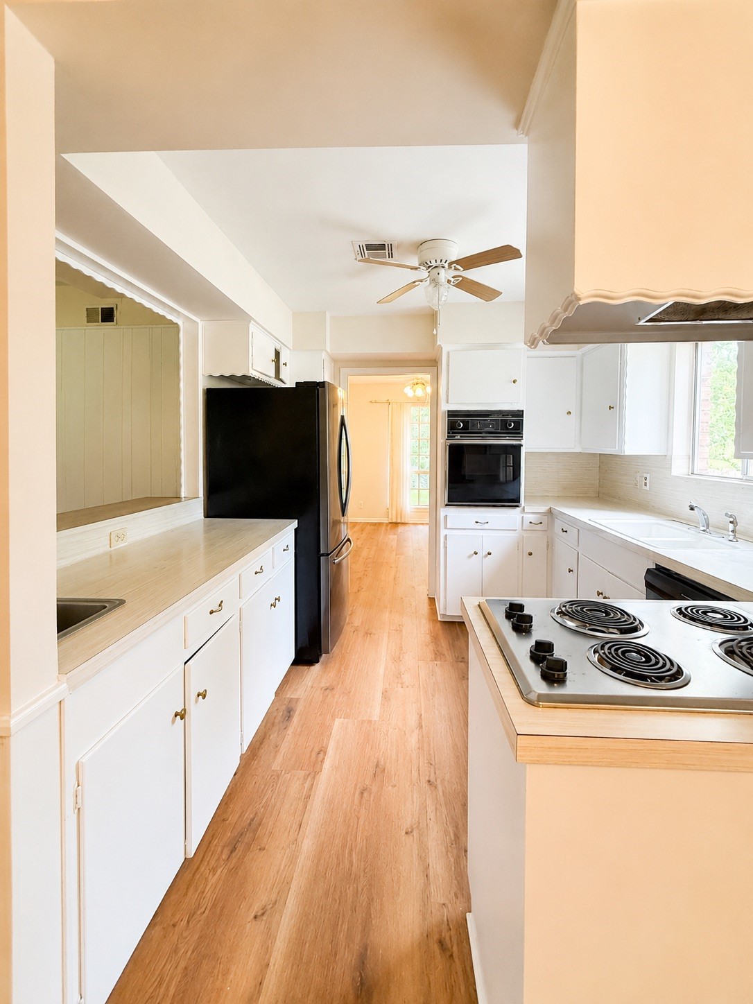 10223 Knoboak Drive Property Photo 3