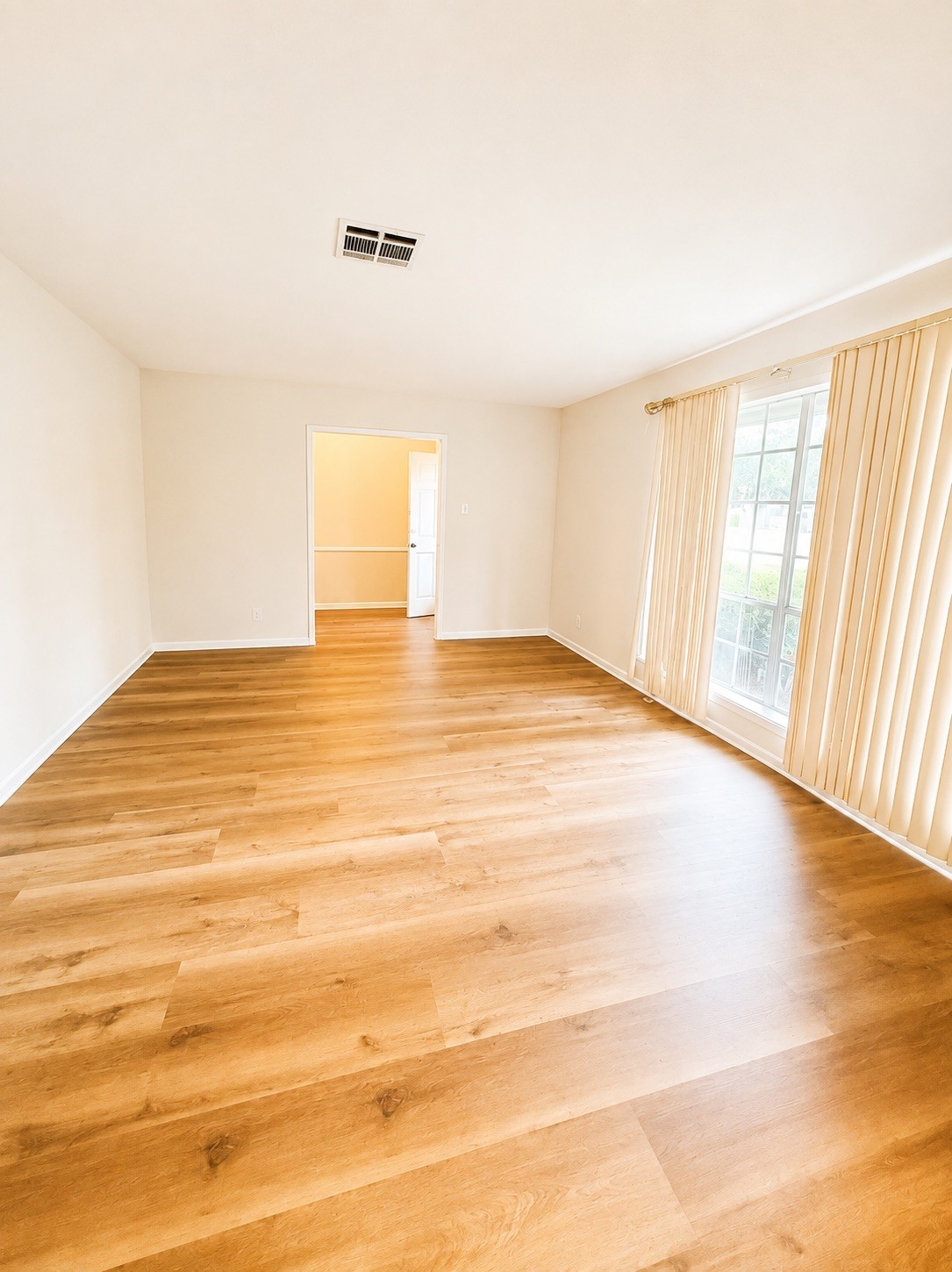 10223 Knoboak Drive Property Photo 5