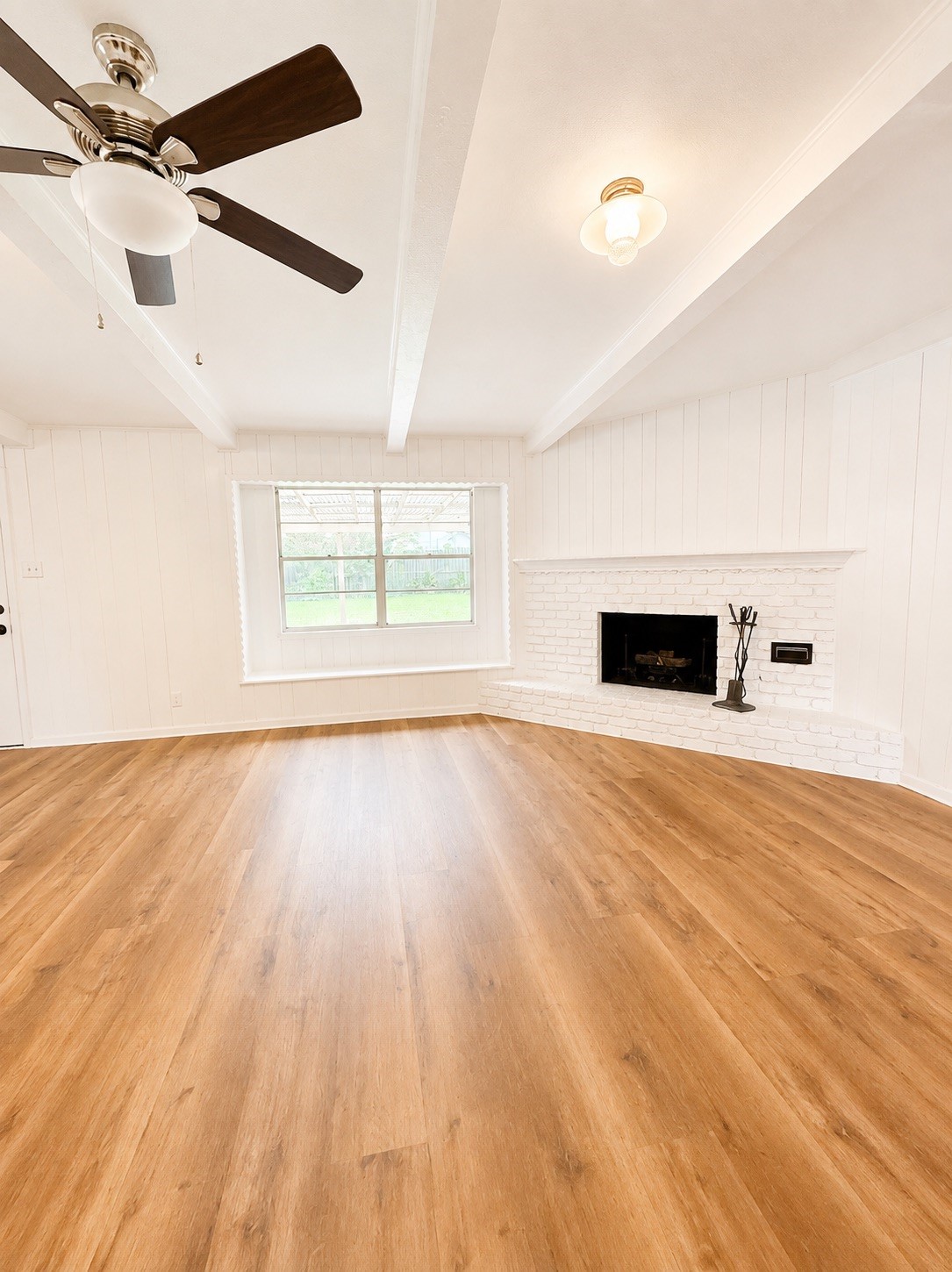10223 Knoboak Drive Property Photo 6