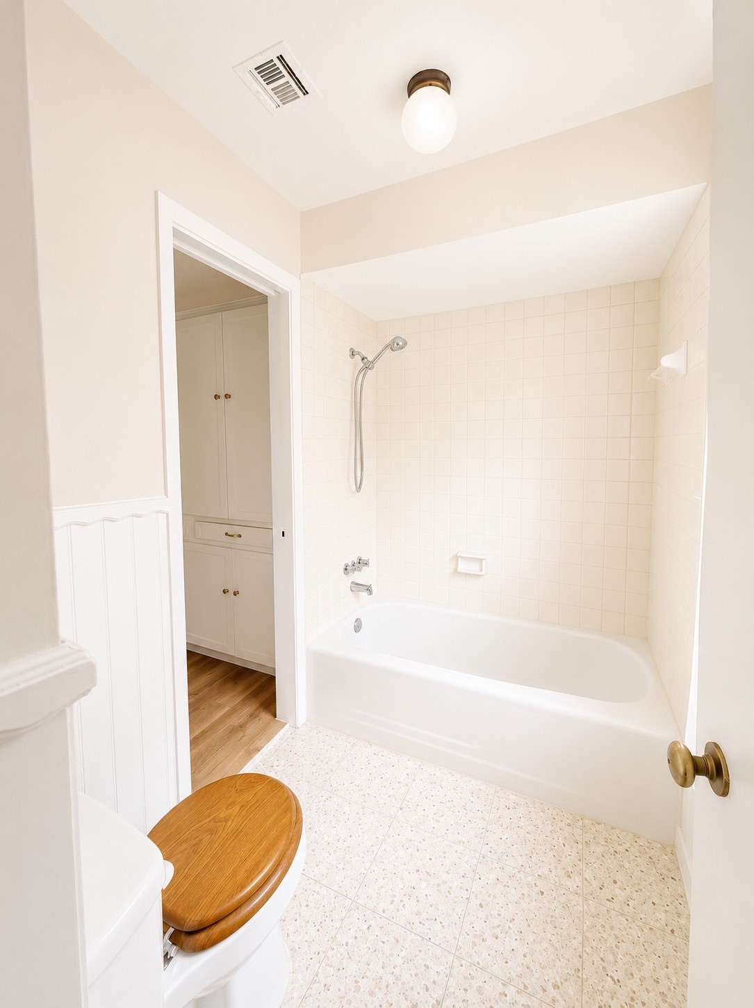 10223 Knoboak Drive Property Photo 11