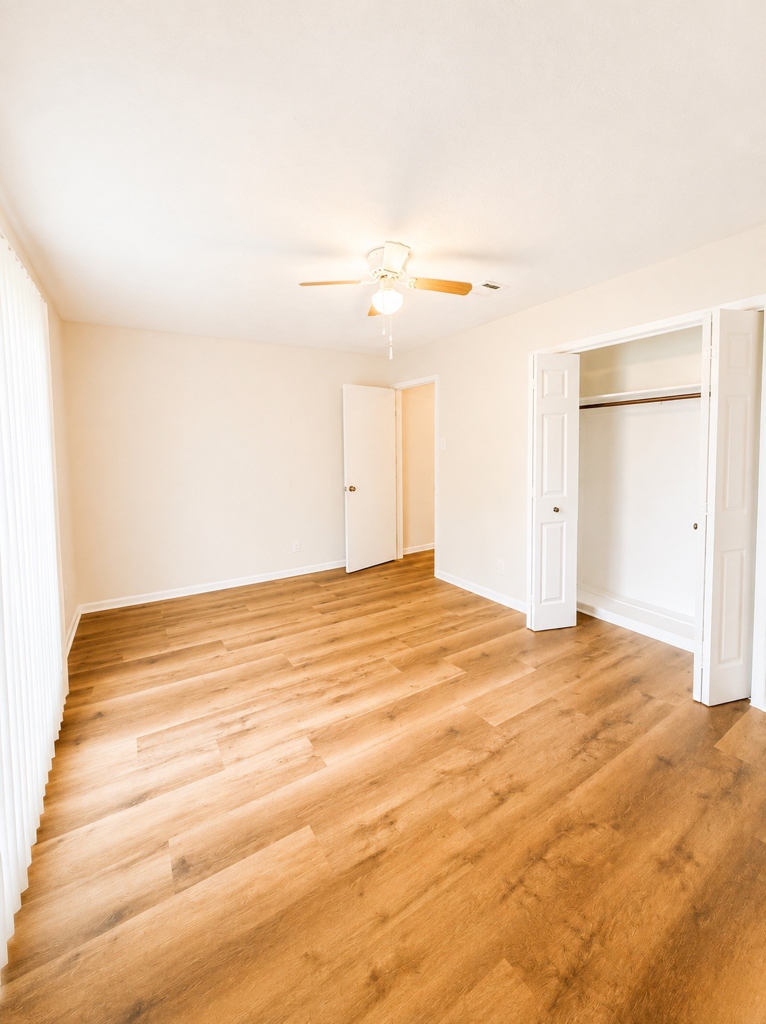 10223 Knoboak Drive Property Photo 14