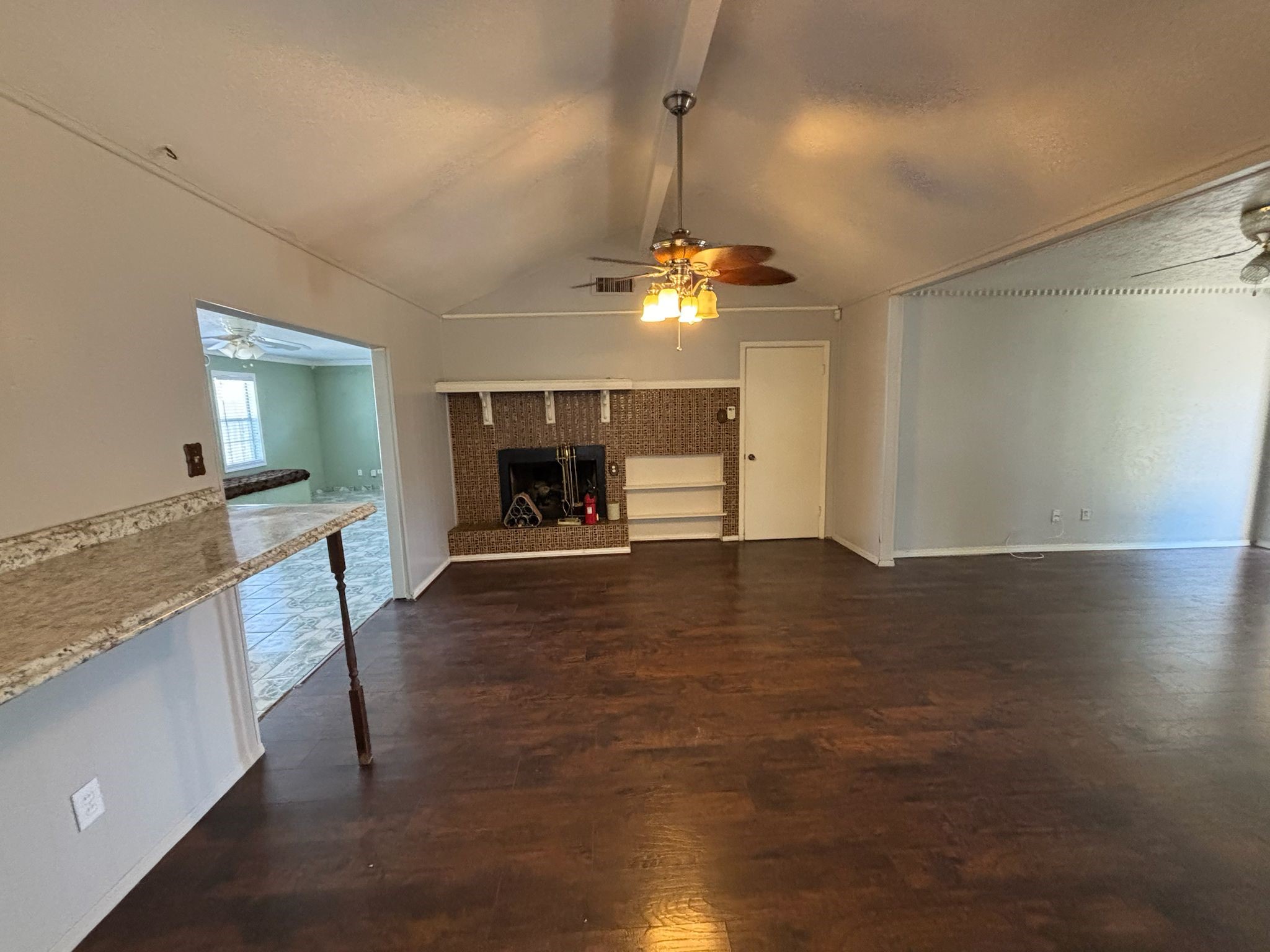 11018 Sharpview Drive Property Photo 2