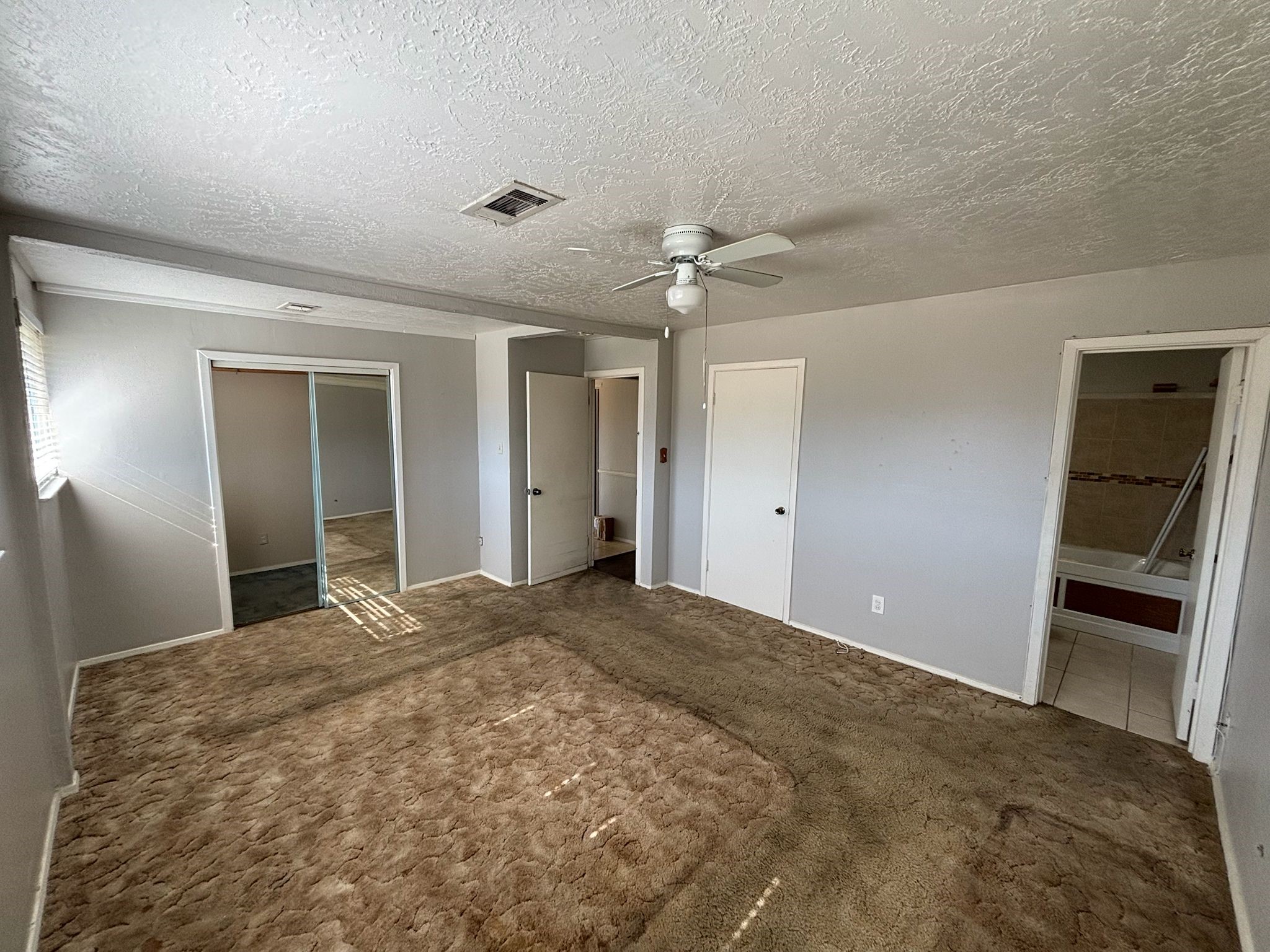 11018 Sharpview Drive Property Photo 5