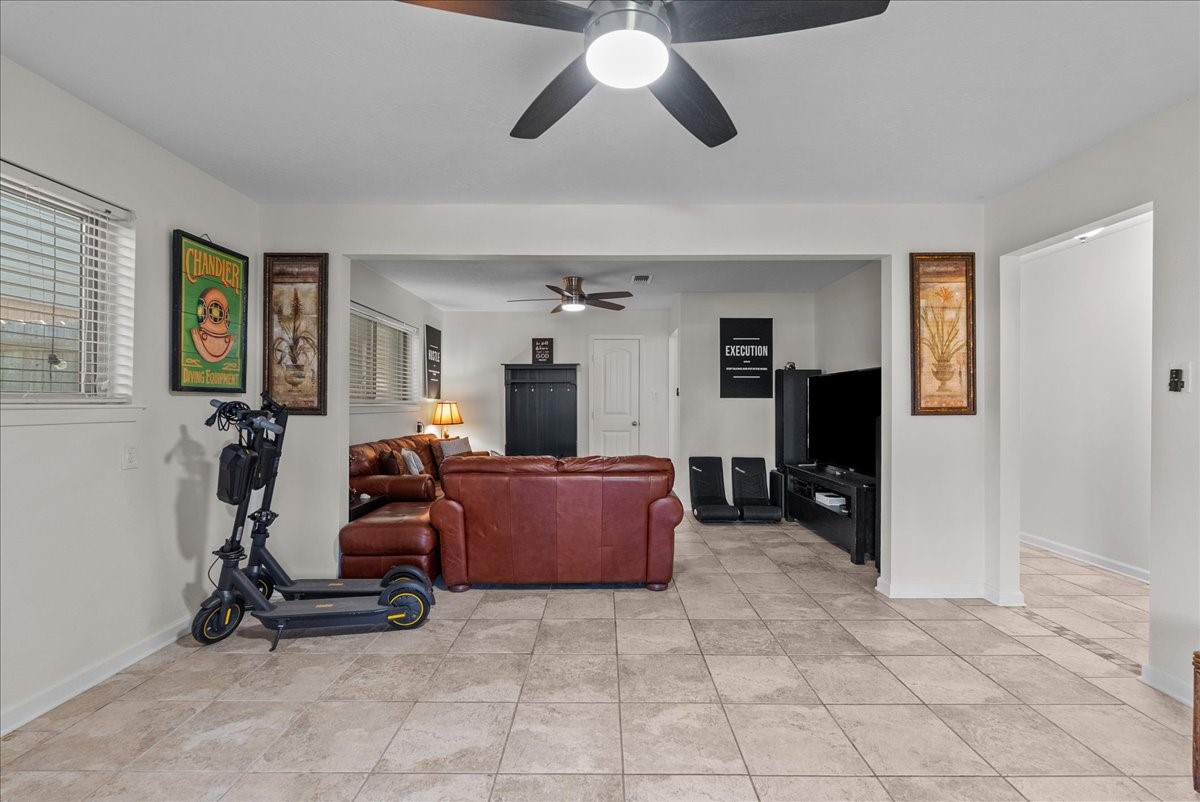 23 Harbor Lane Property Photo 24