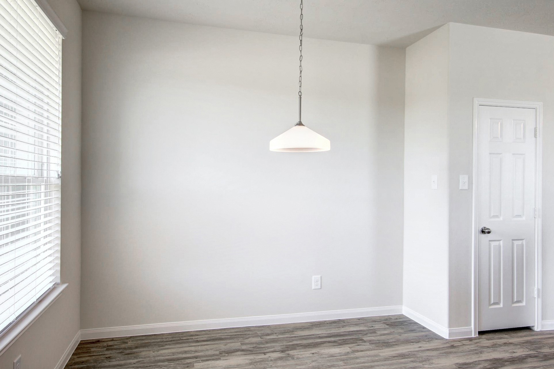 2843 Silver Tree Property Photo 9