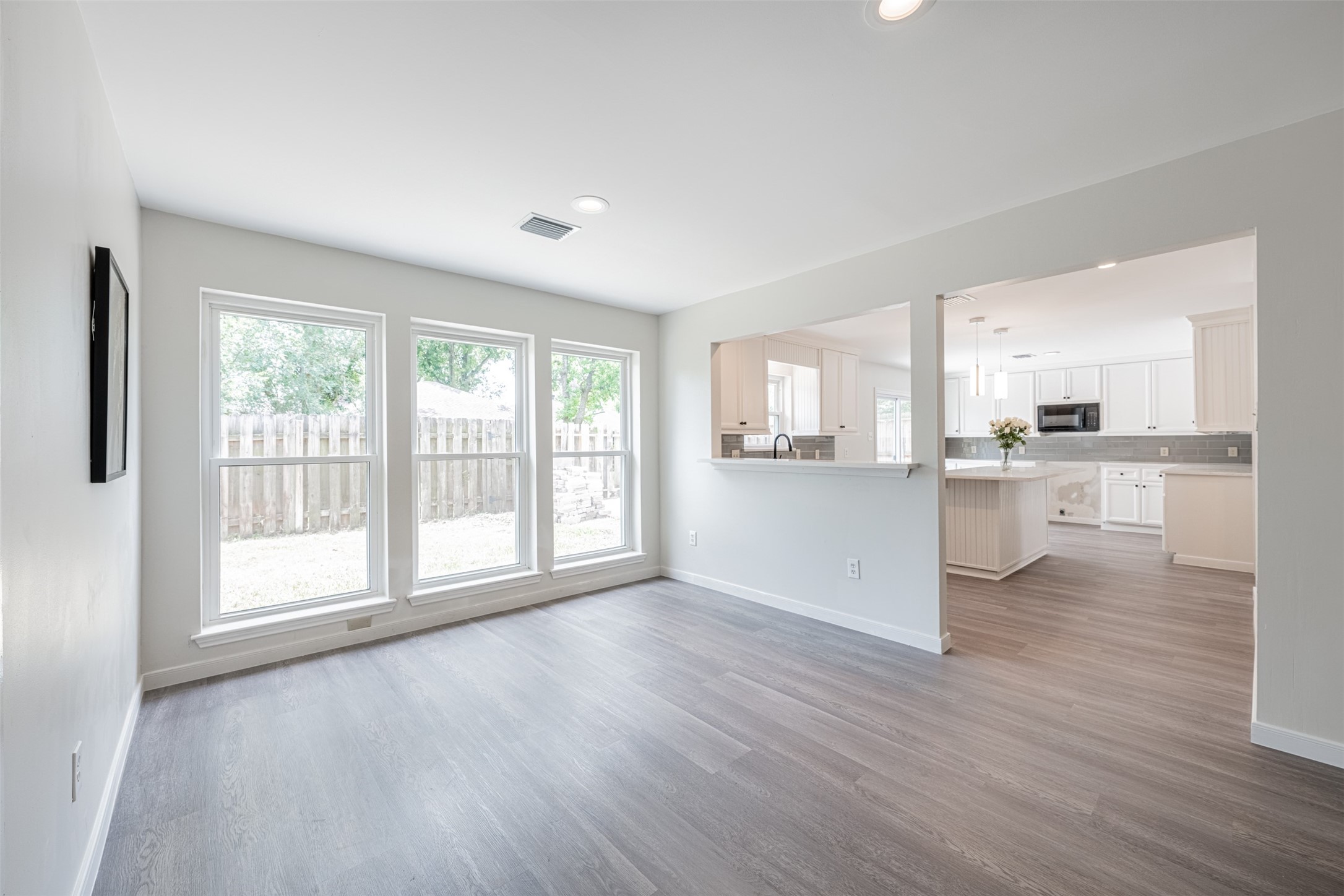 6215 Portal Drive Property Photo 11