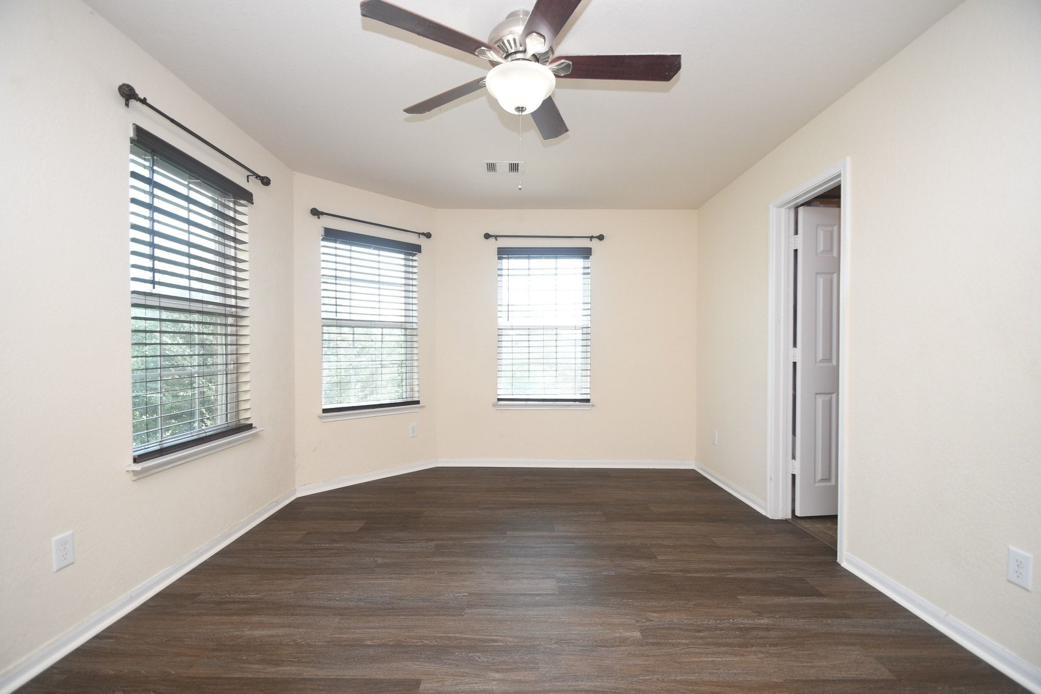 15447 Signal Ridge Way Property Photo 33