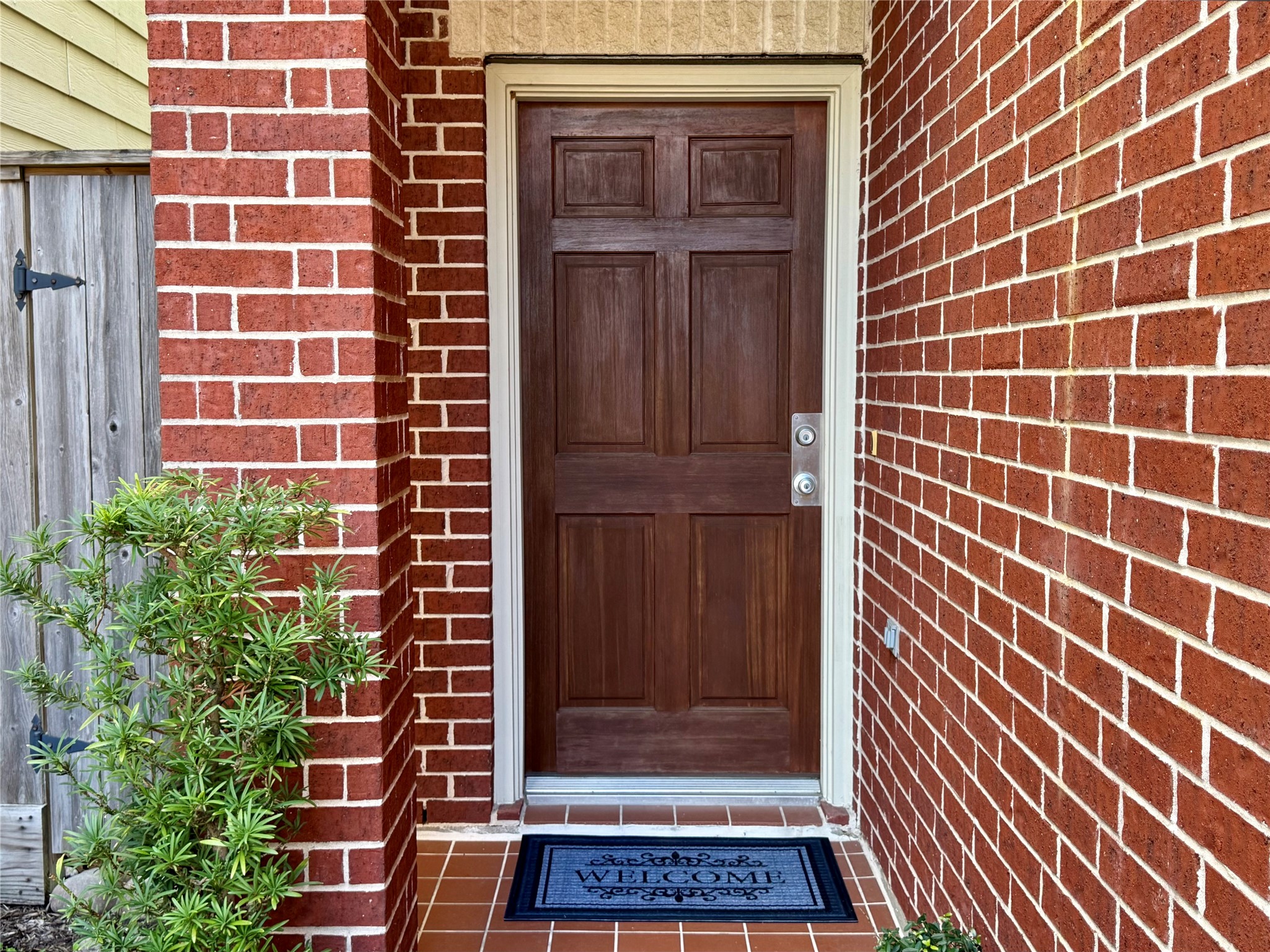 9833 Sandra Ann Court Property Photo 2