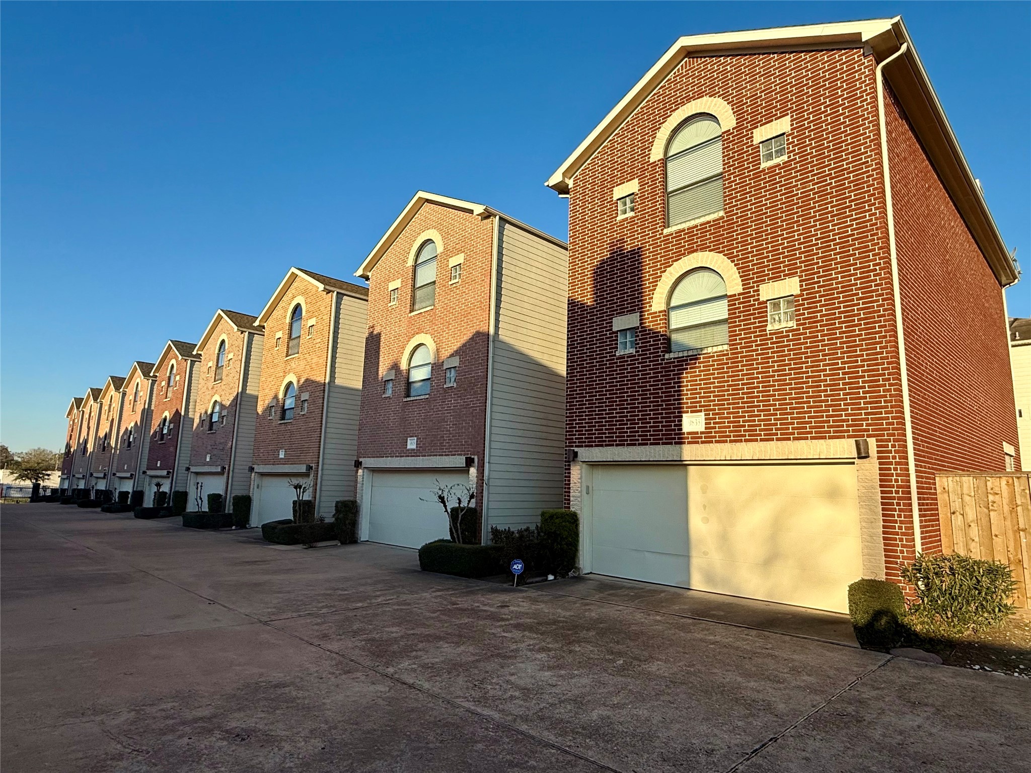 9833 Sandra Ann Court Property Photo 3