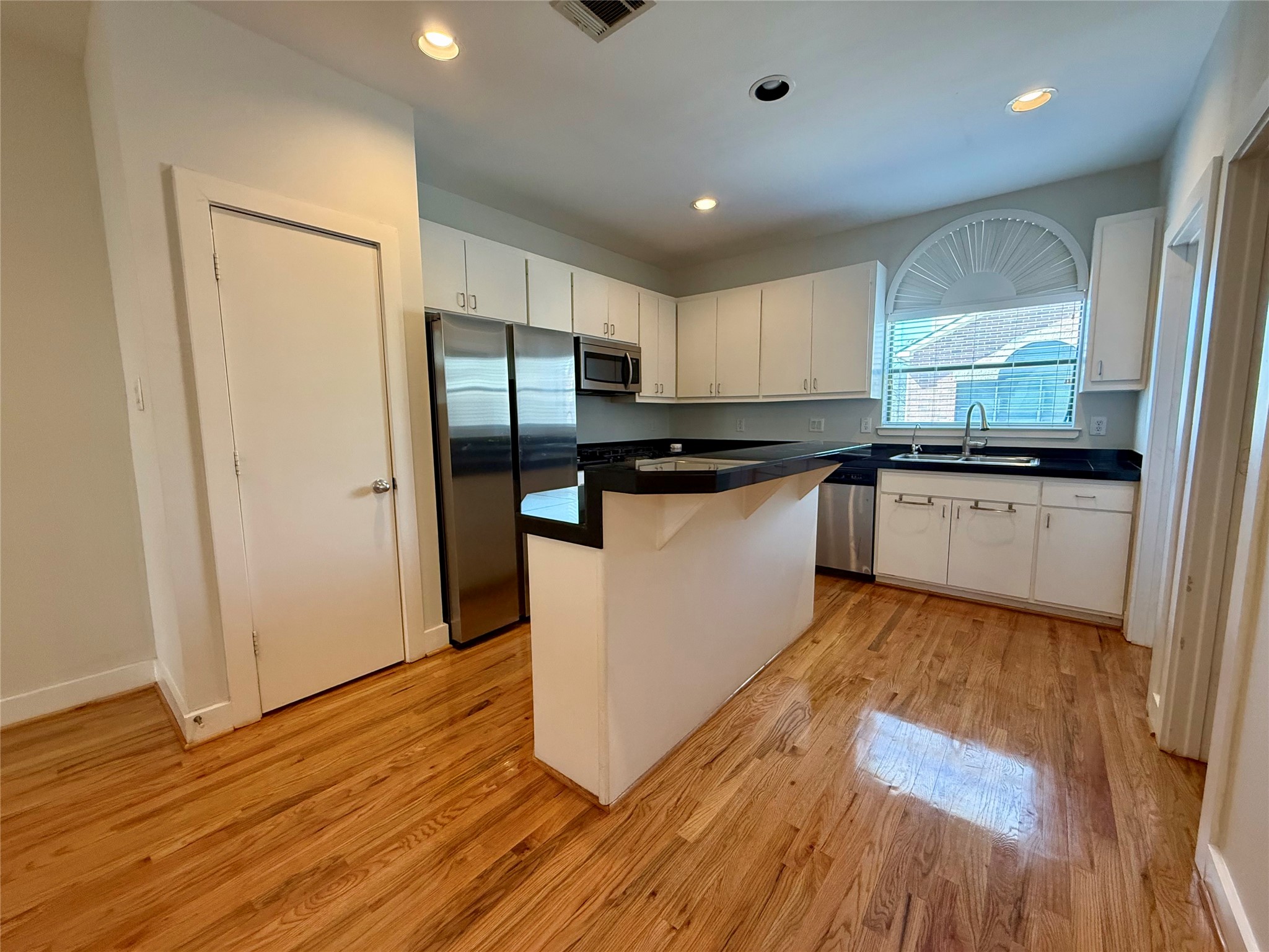 9833 Sandra Ann Court Property Photo 17