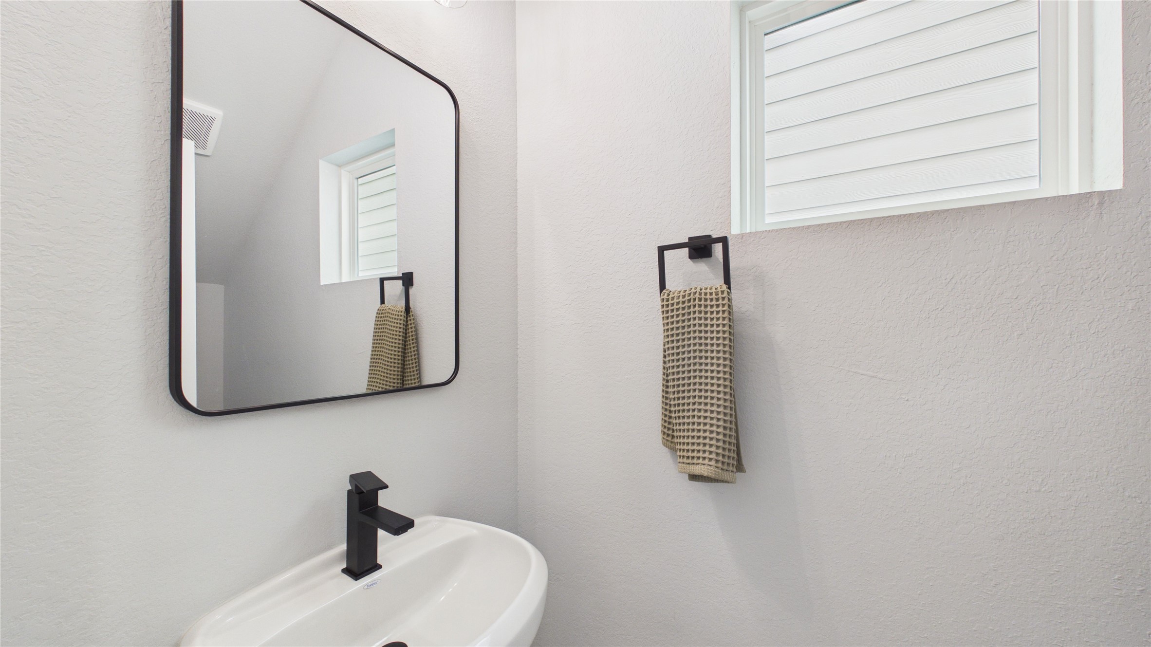 3748 Corder Street Property Photo 11