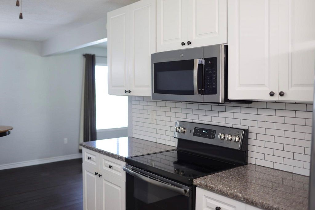 407 Tamarind Street Property Photo 17