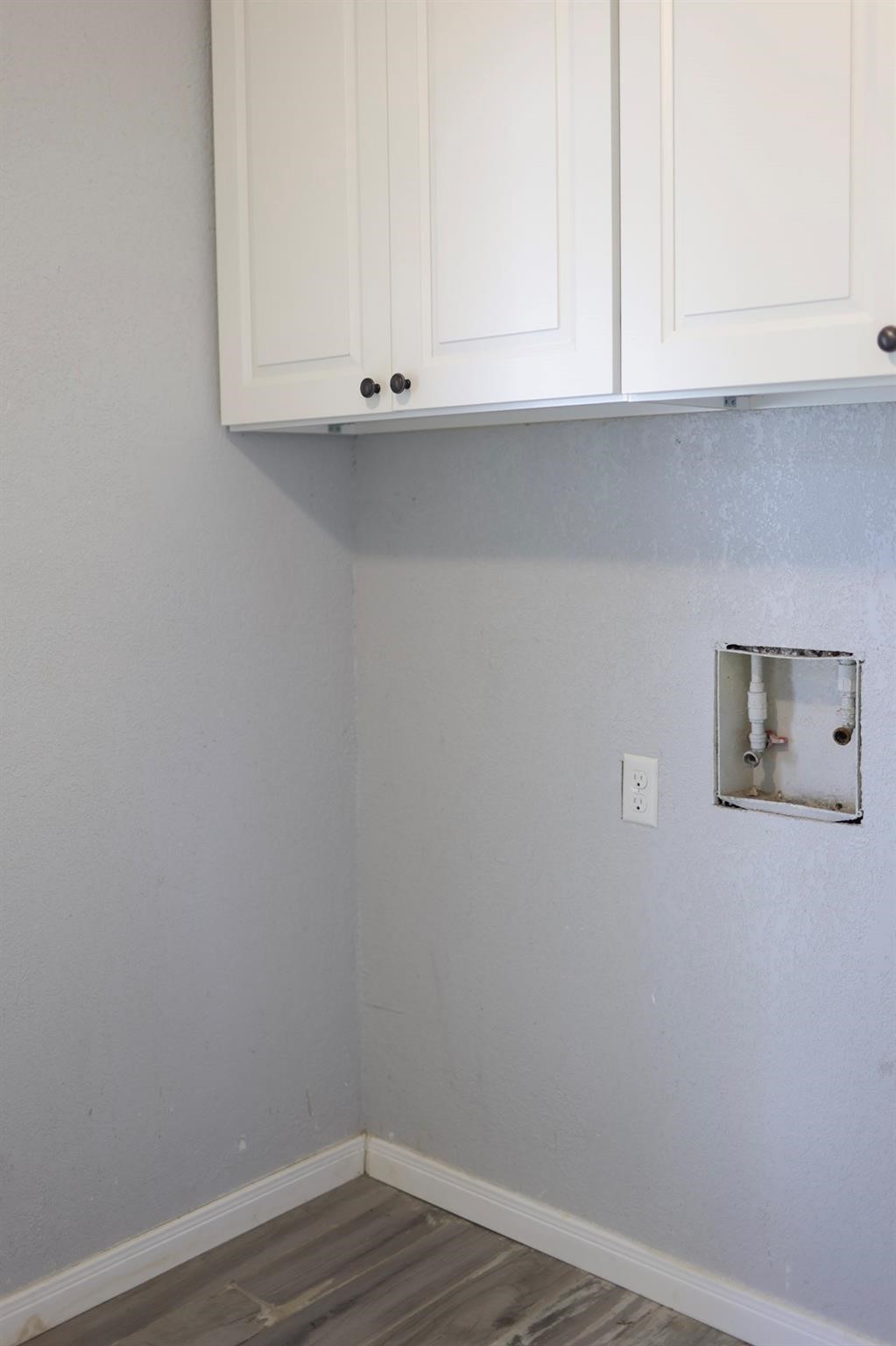407 Tamarind Street Property Photo 18