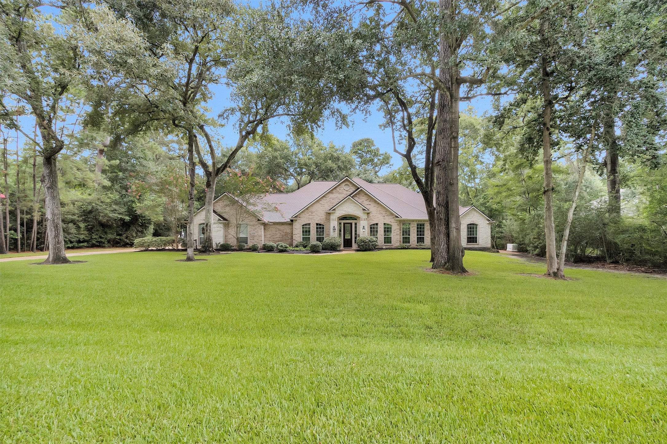 19110 Timberlake Woods Lane Property Photo 2