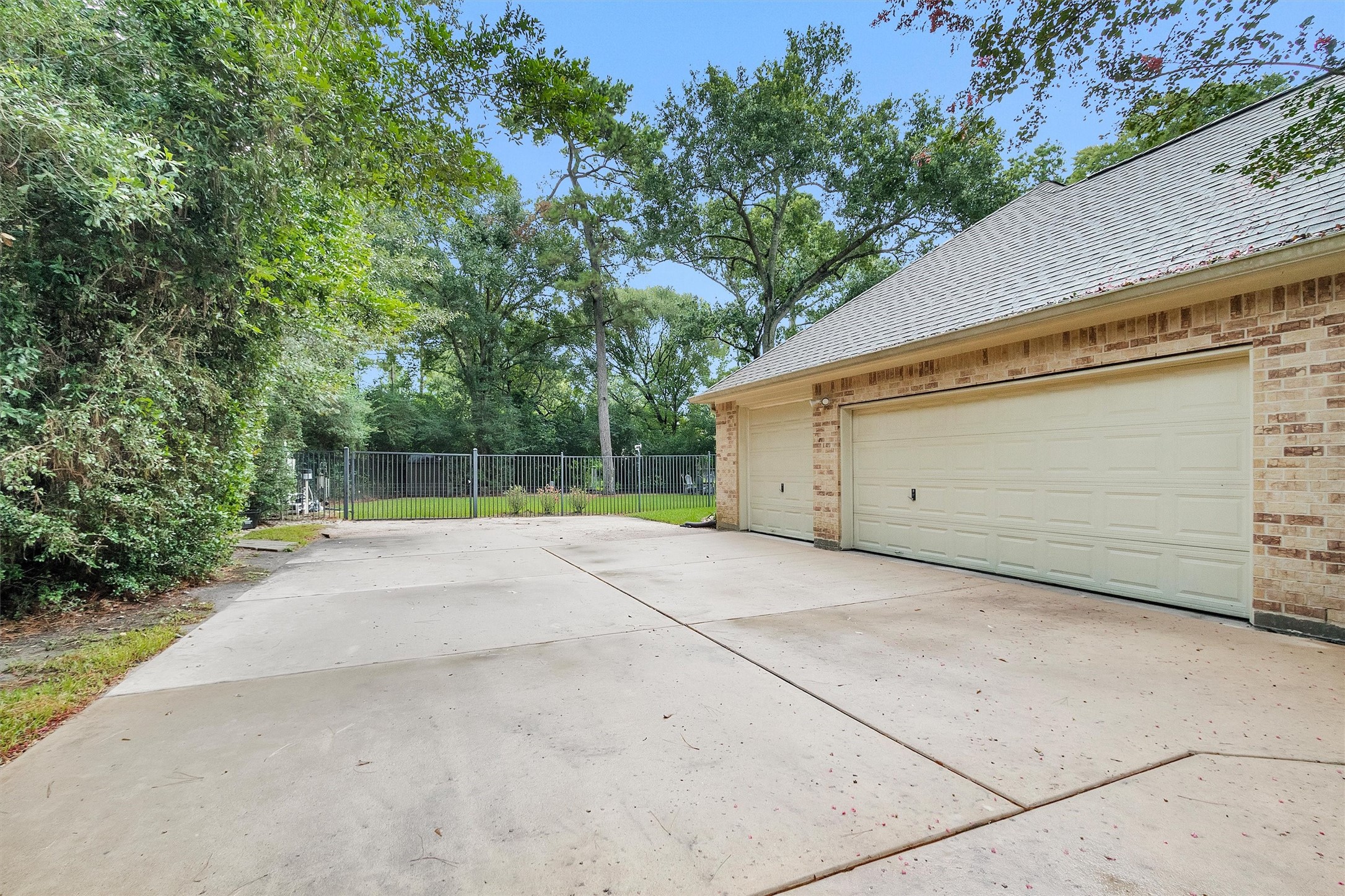 19110 Timberlake Woods Lane Property Photo 44