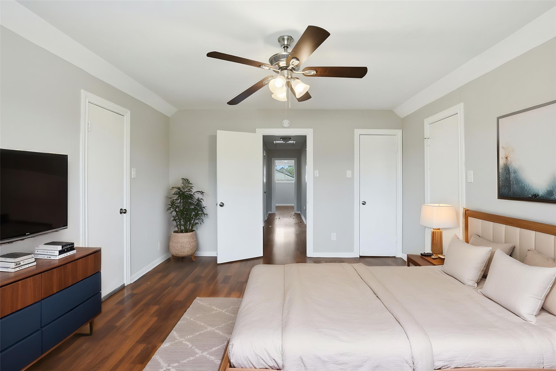 6046 W Airport Boulevard Property Photo 6