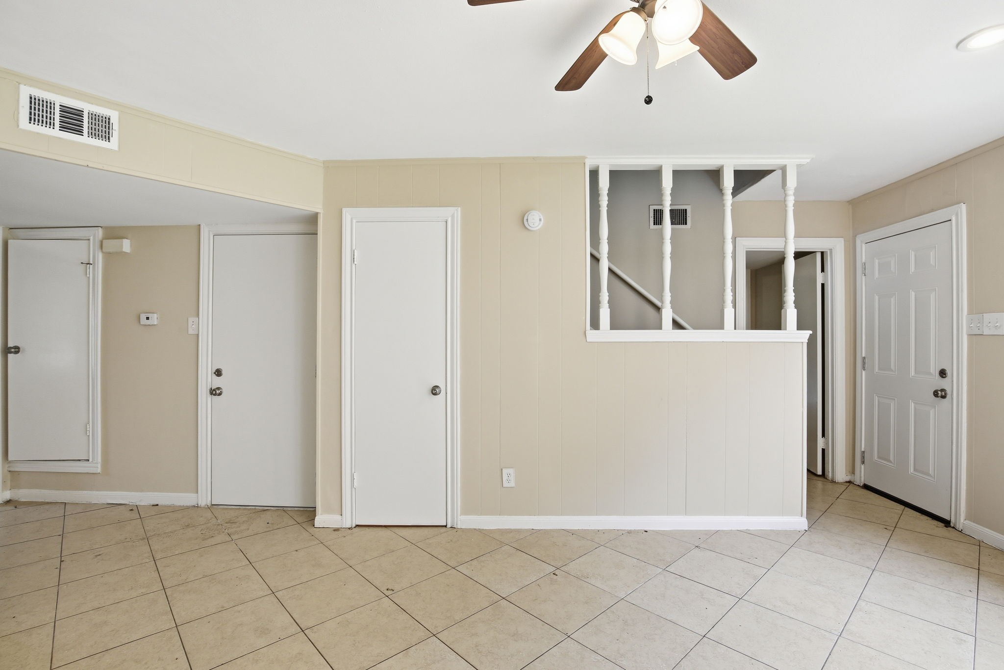 6046 W Airport Boulevard Property Photo 7
