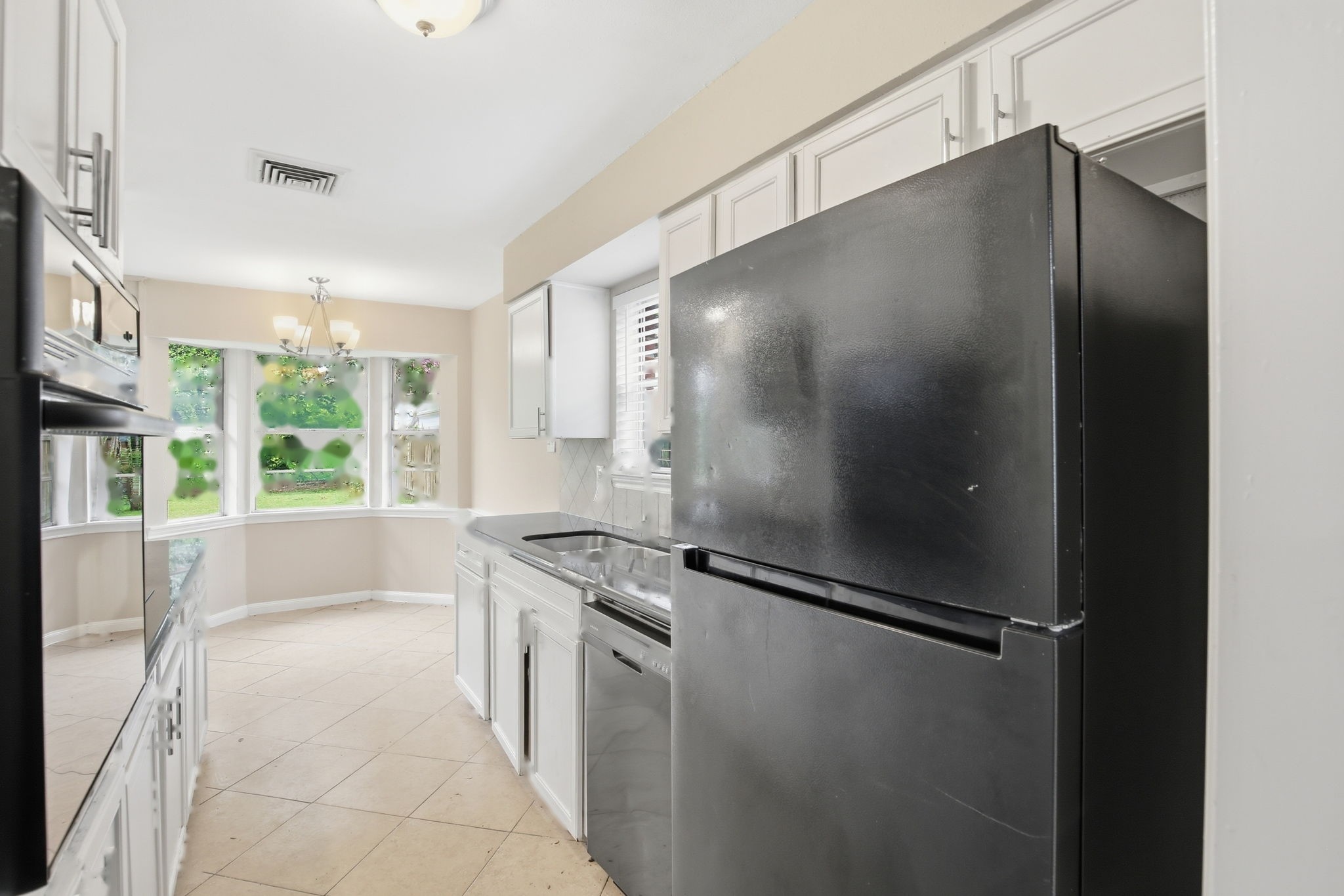 6046 W Airport Boulevard Property Photo 13