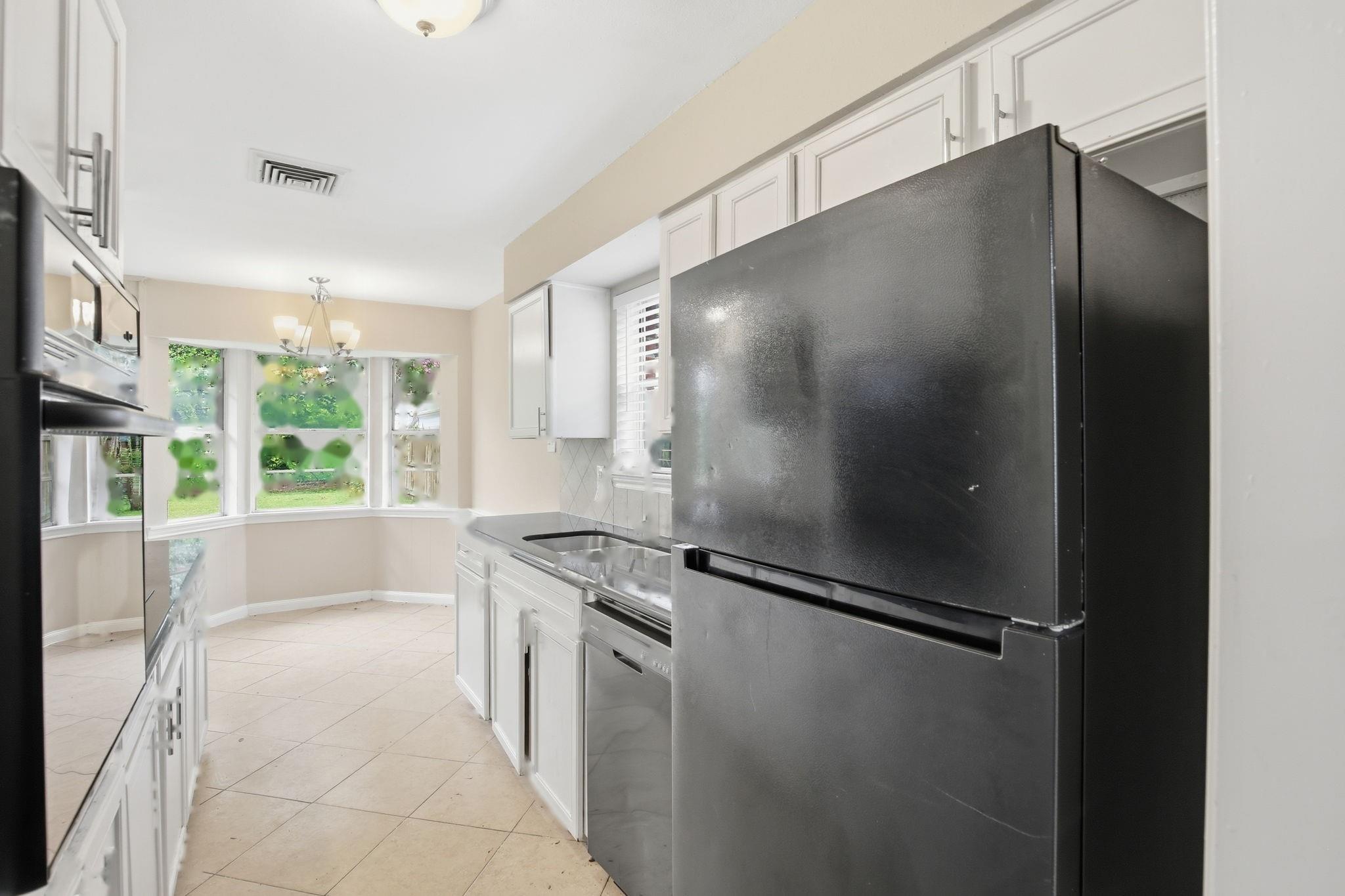6046 W Airport Boulevard, Houston Tx 77035 Property Photo 13