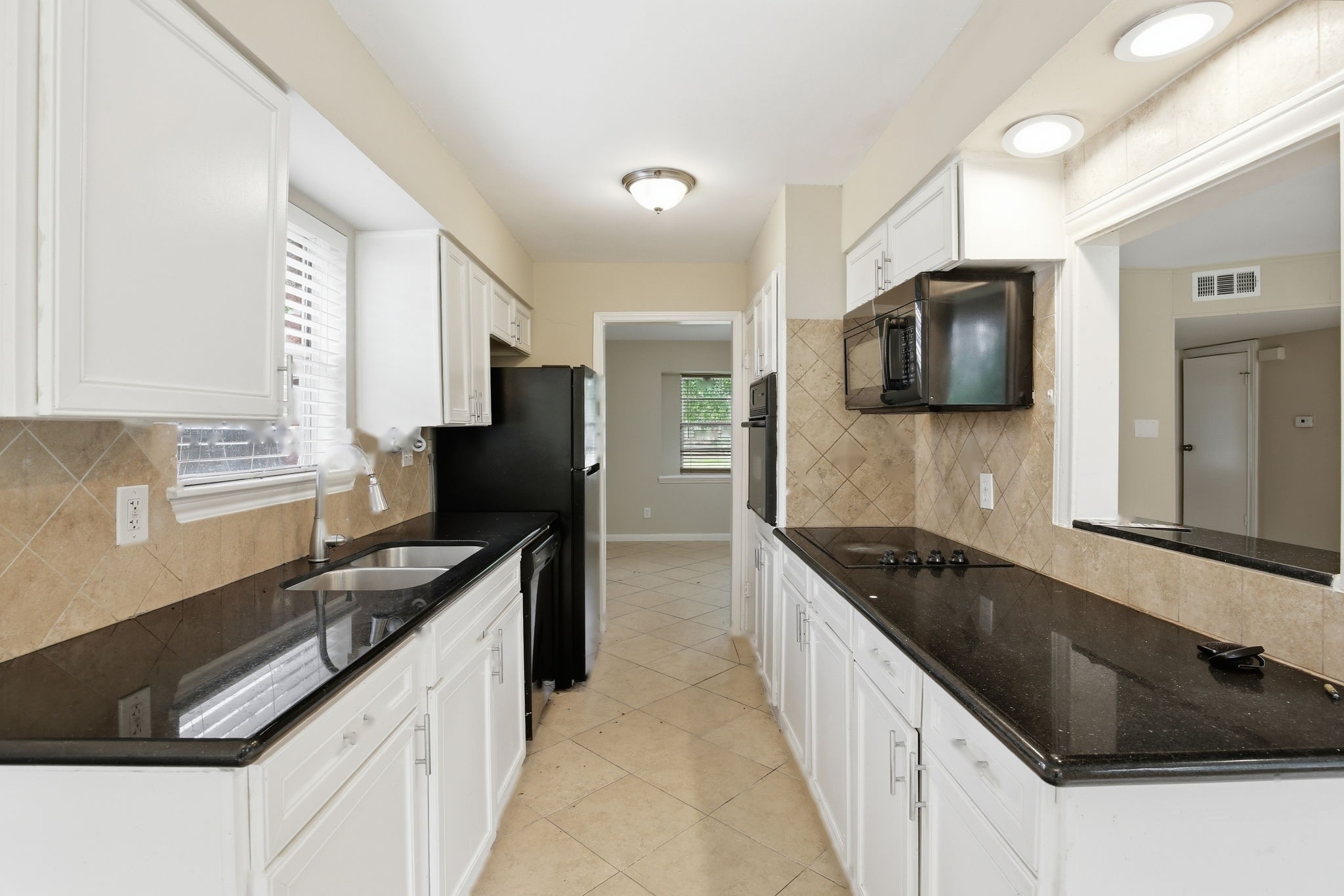 6046 W Airport Boulevard Property Photo 14