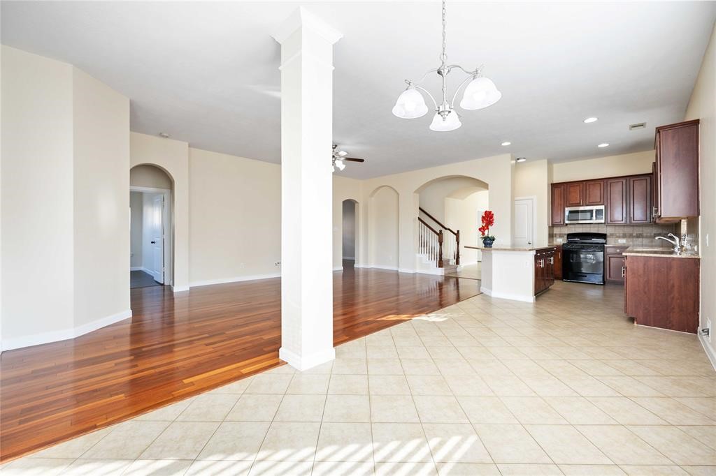 4503 Green Forest Pass Property Photo 13