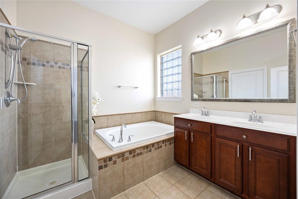 4503 Green Forest Pass Property Photo 16