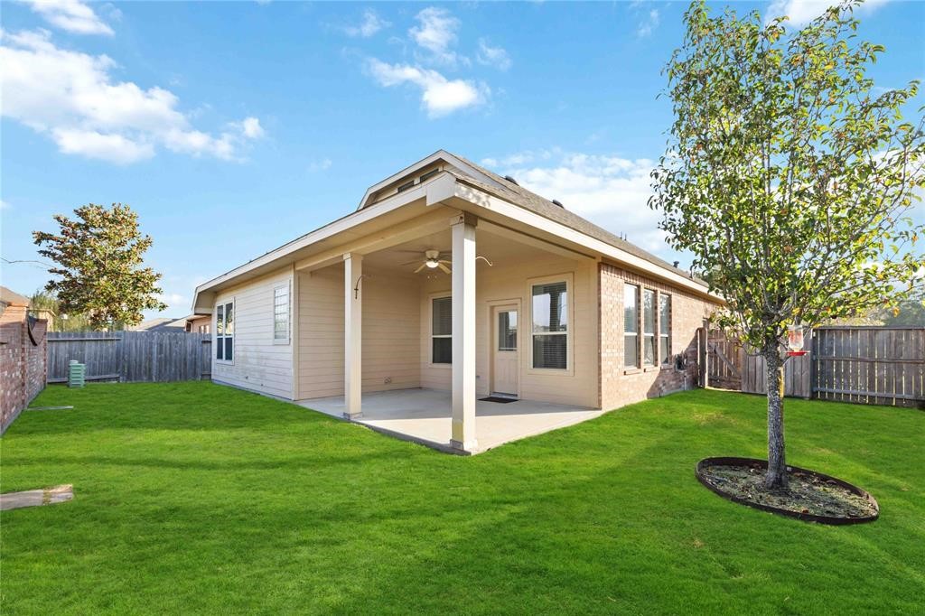 4503 Green Forest Pass Property Photo 26