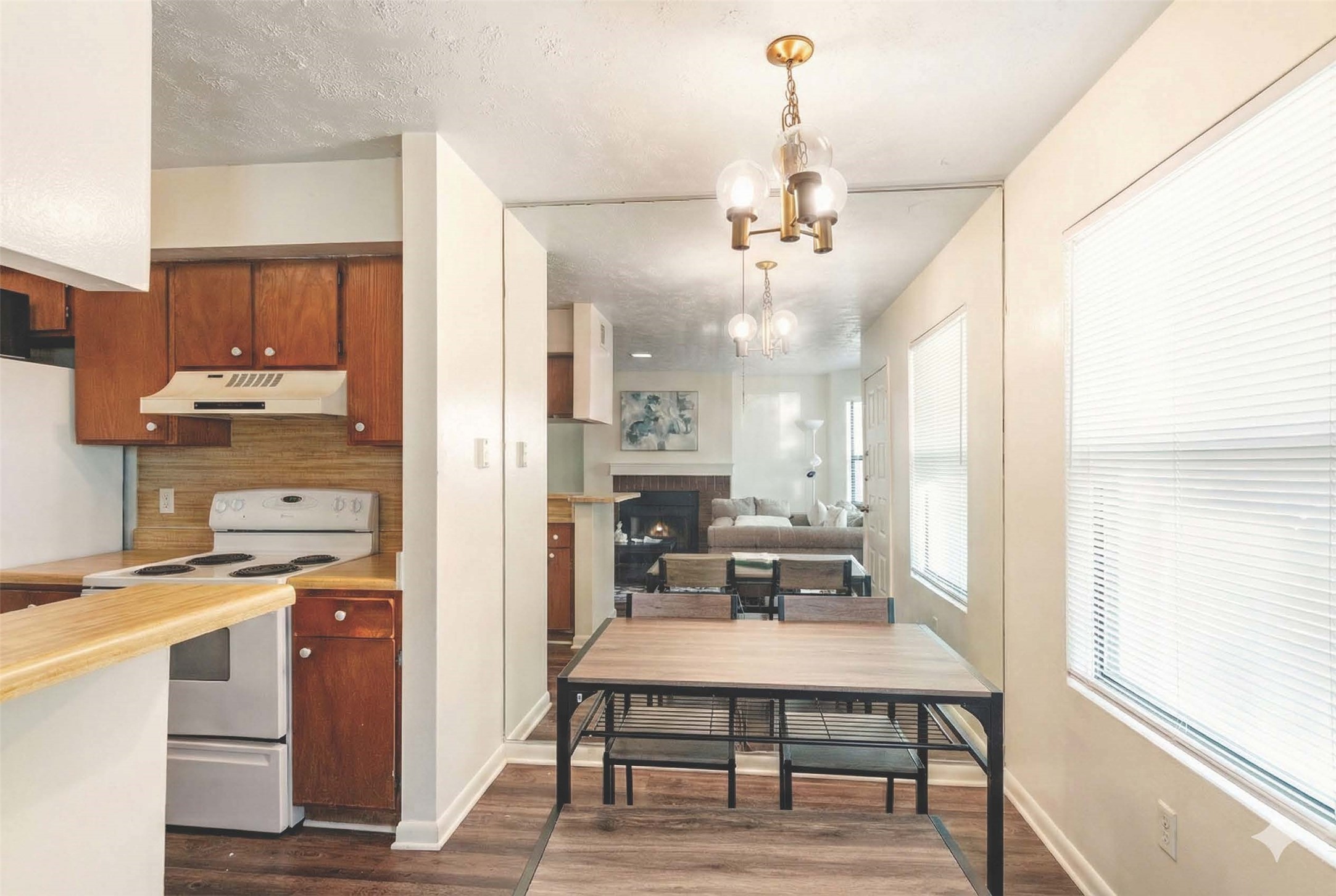 4441 Old College Road 2104 Property Photo 6