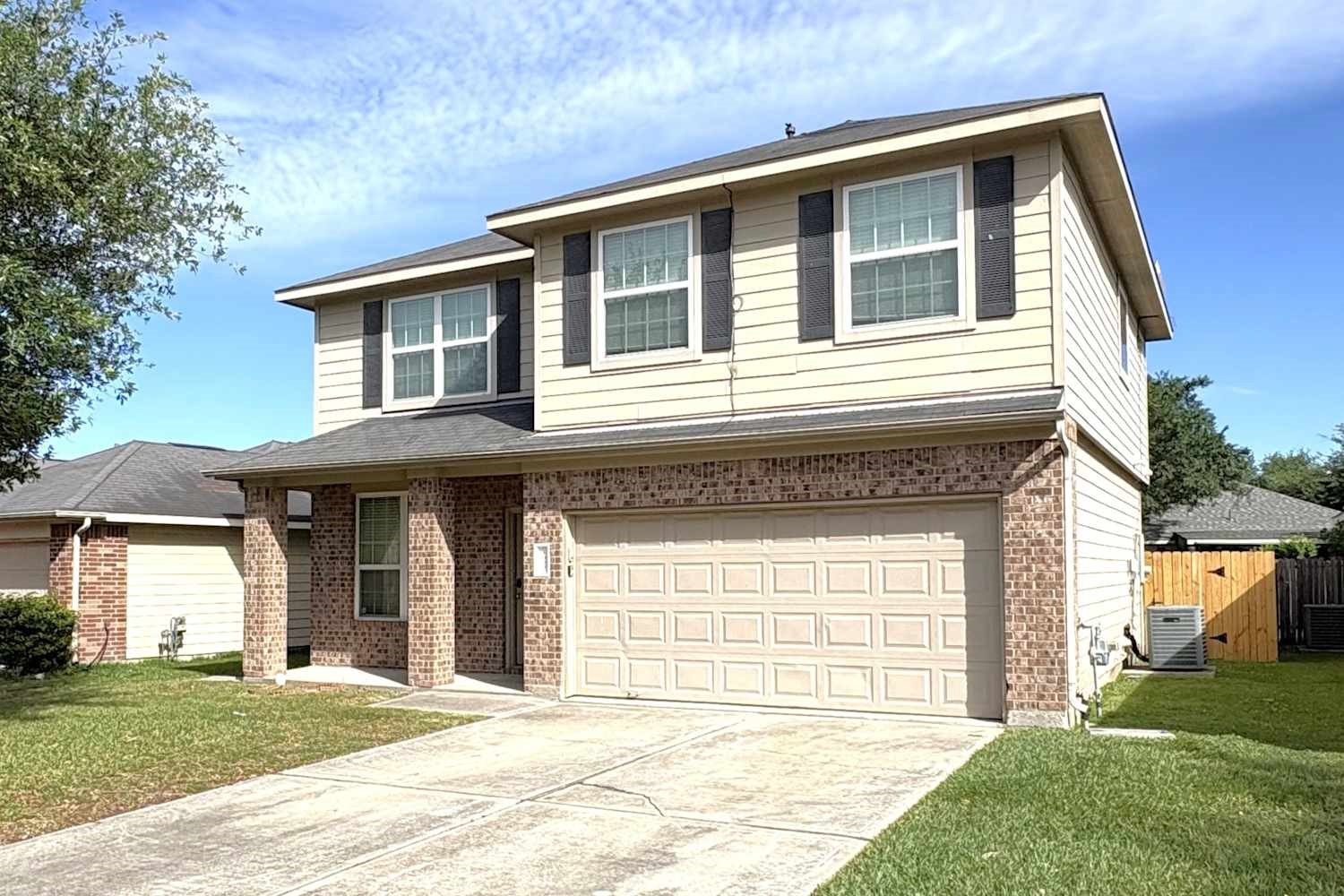 1023 Doubletree Glen Drive Property Photo 2