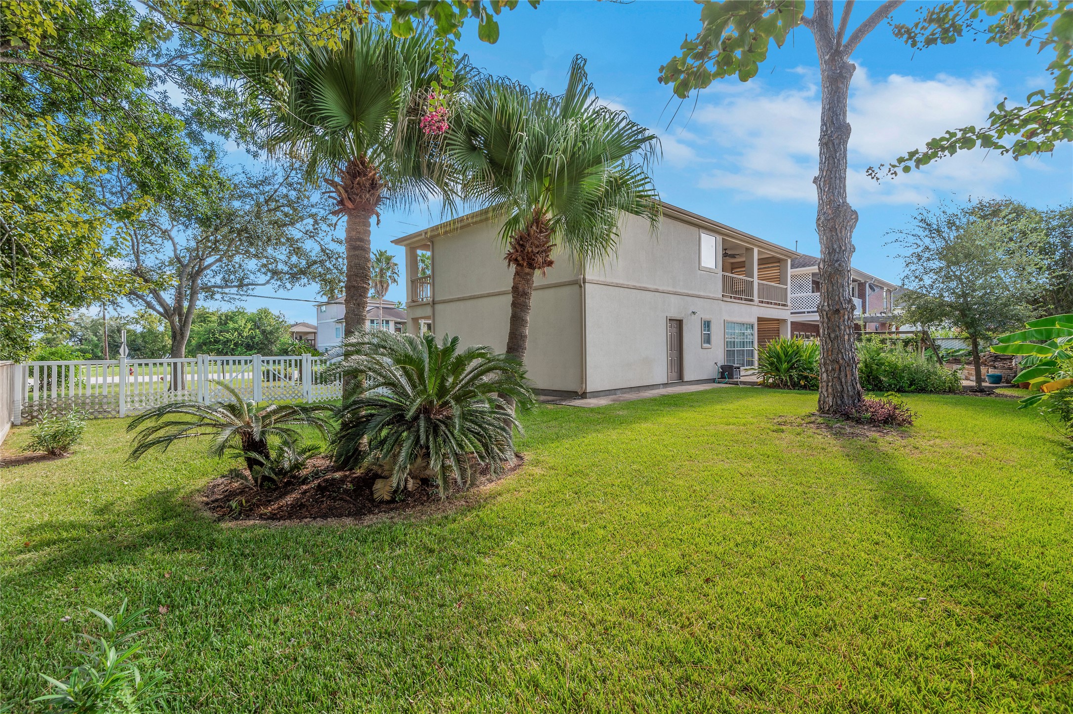 1404 Kipp Avenue Property Photo 3