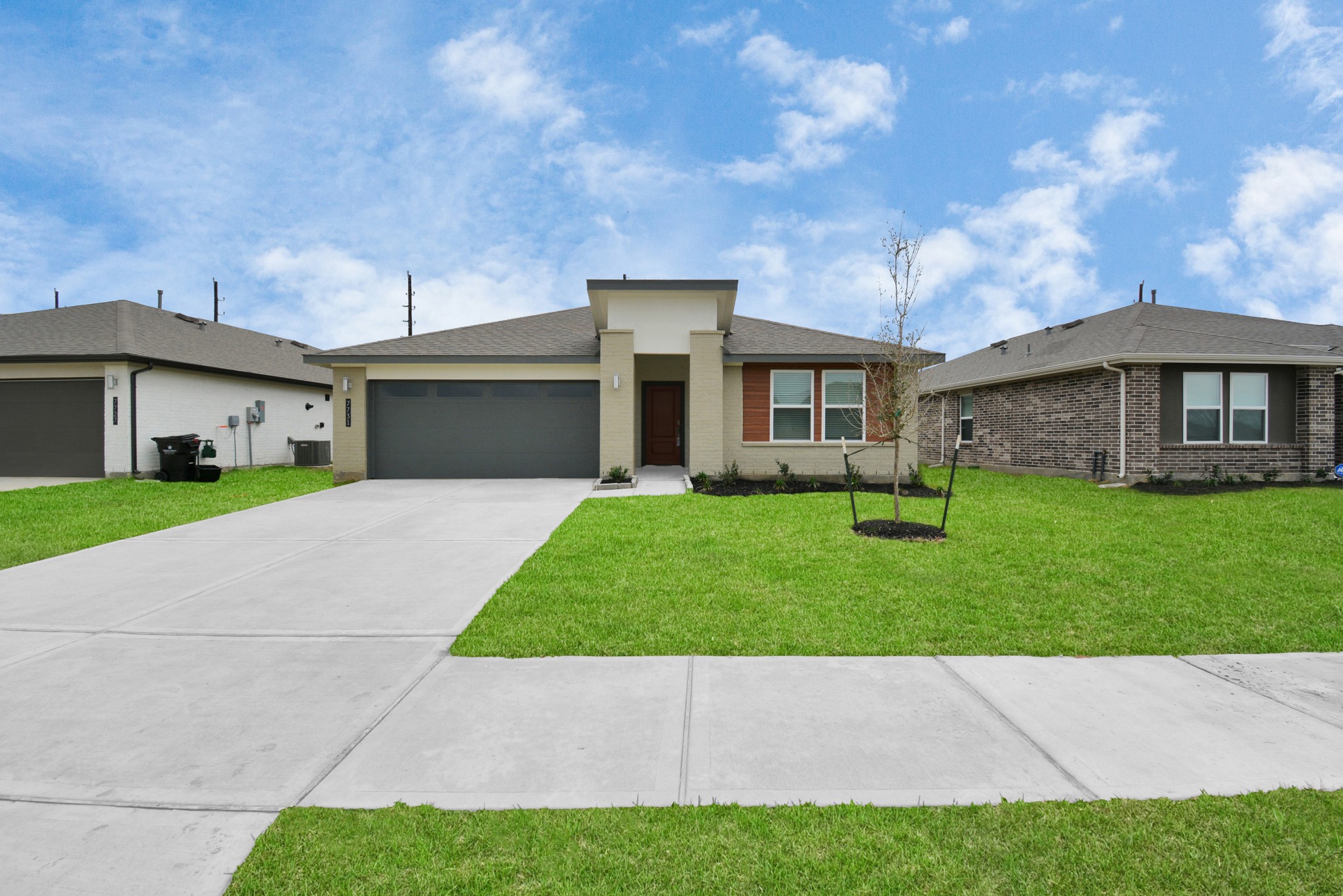 7731 Suffolk Valley Lane Property Photo 6