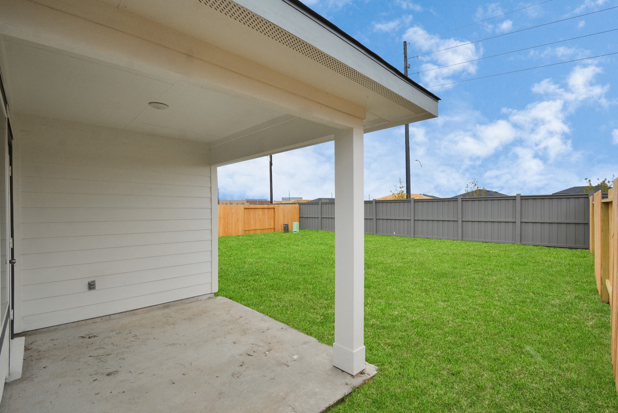 7731 Suffolk Valley Lane Property Photo 8